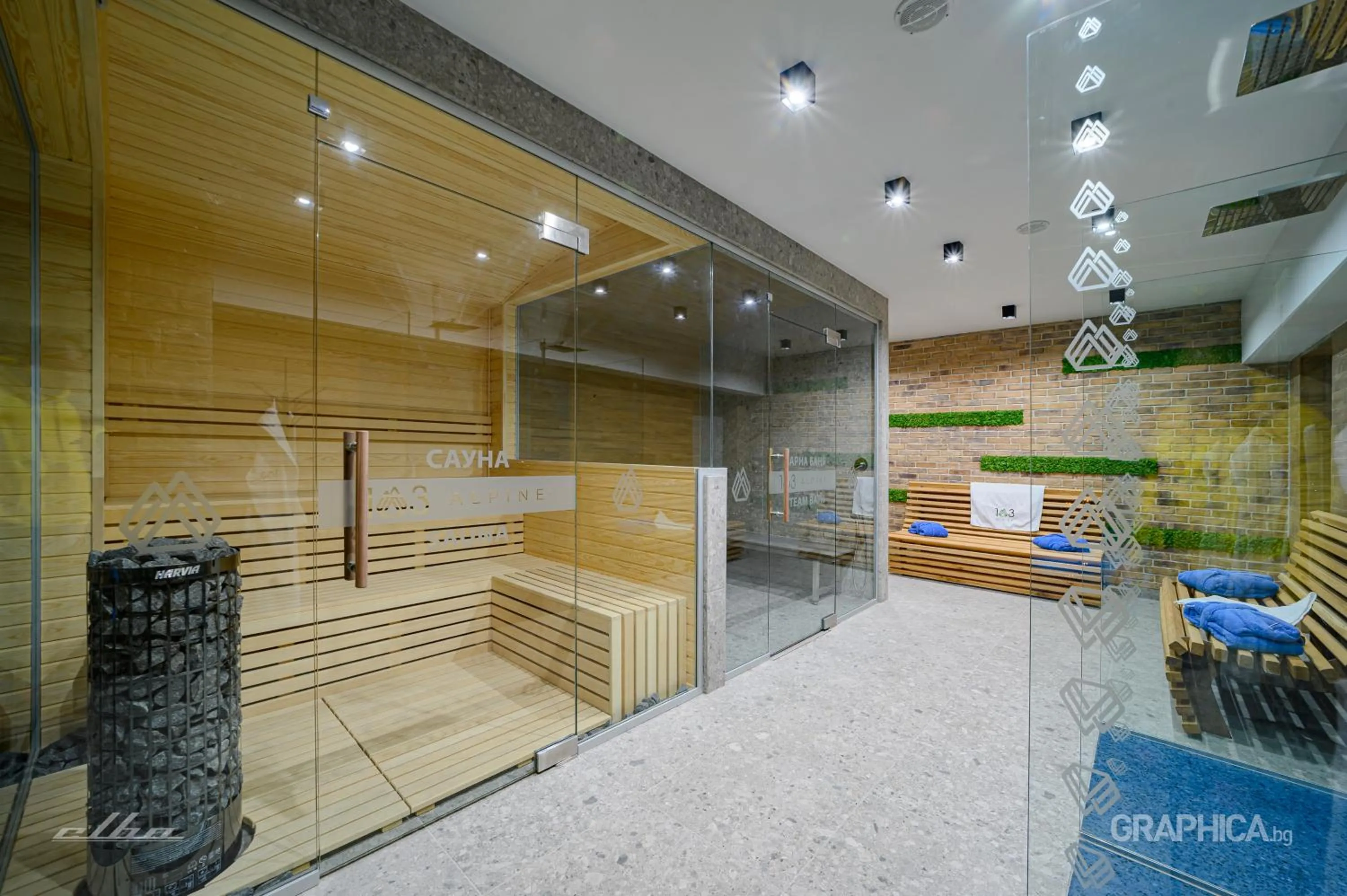 Sauna in 103 Alpine Hotel