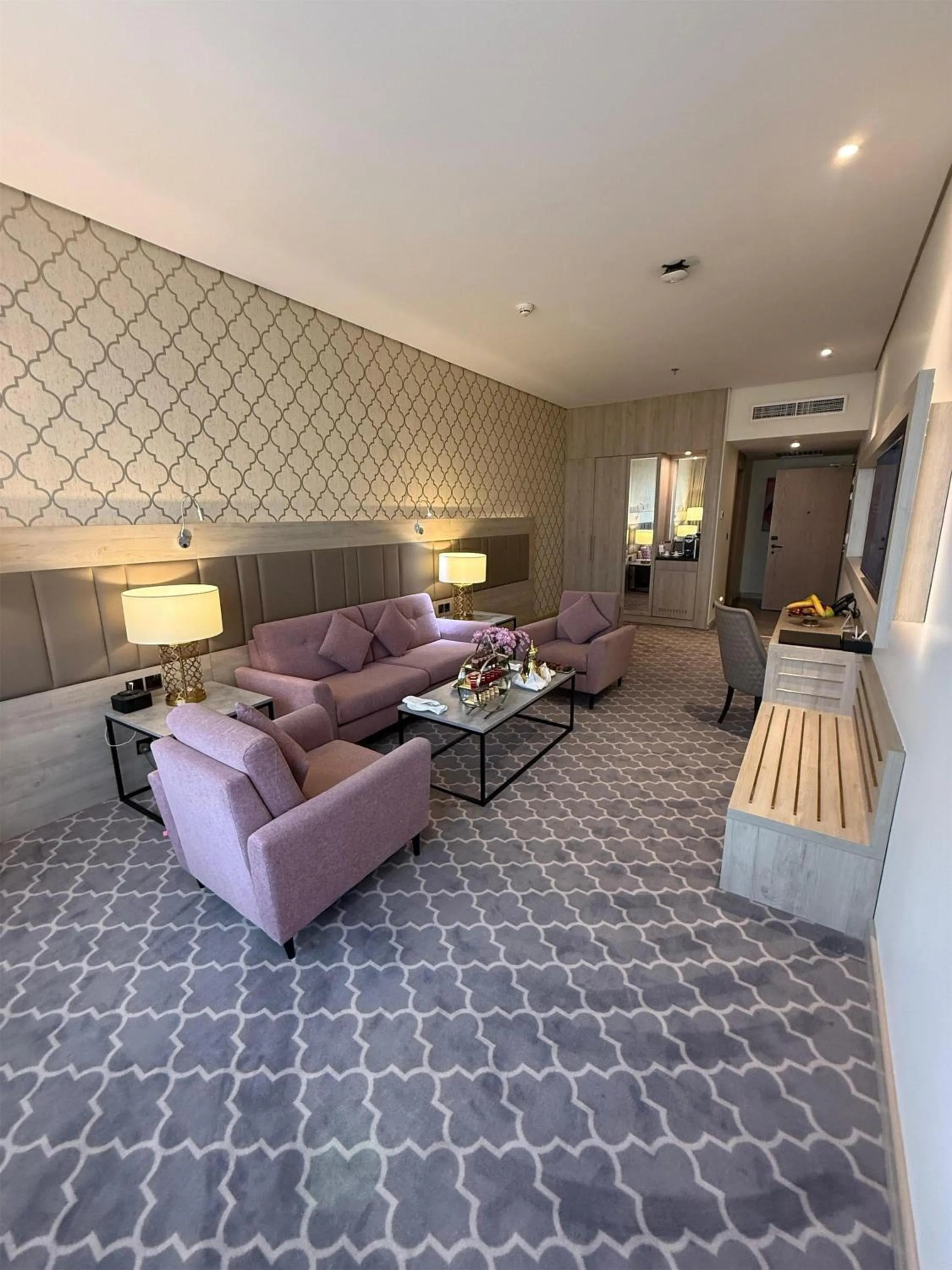 Living room in DoubleTree by Hilton Makkah Aziziyah