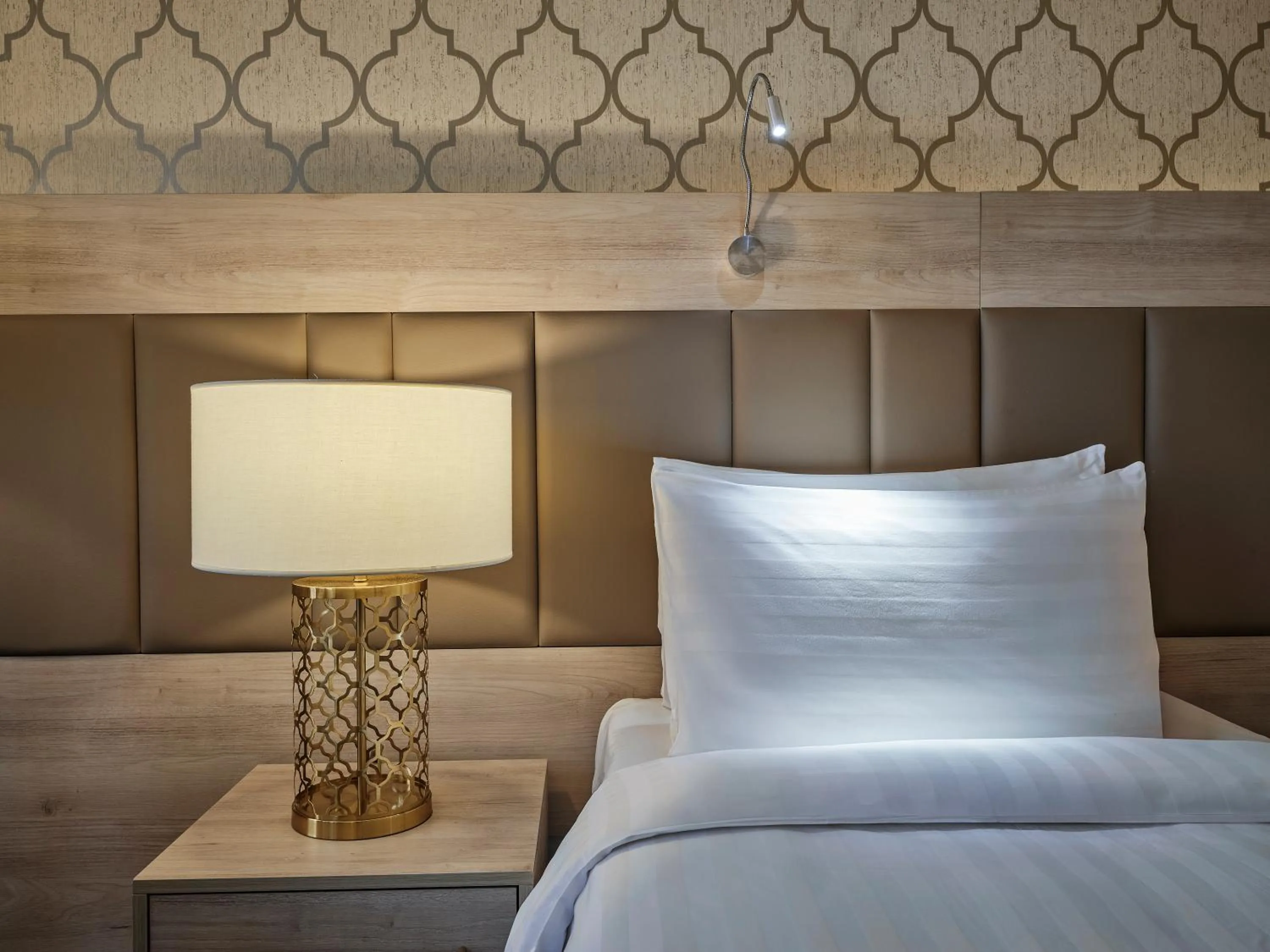 Guests, Bed in DoubleTree by Hilton Makkah Aziziyah