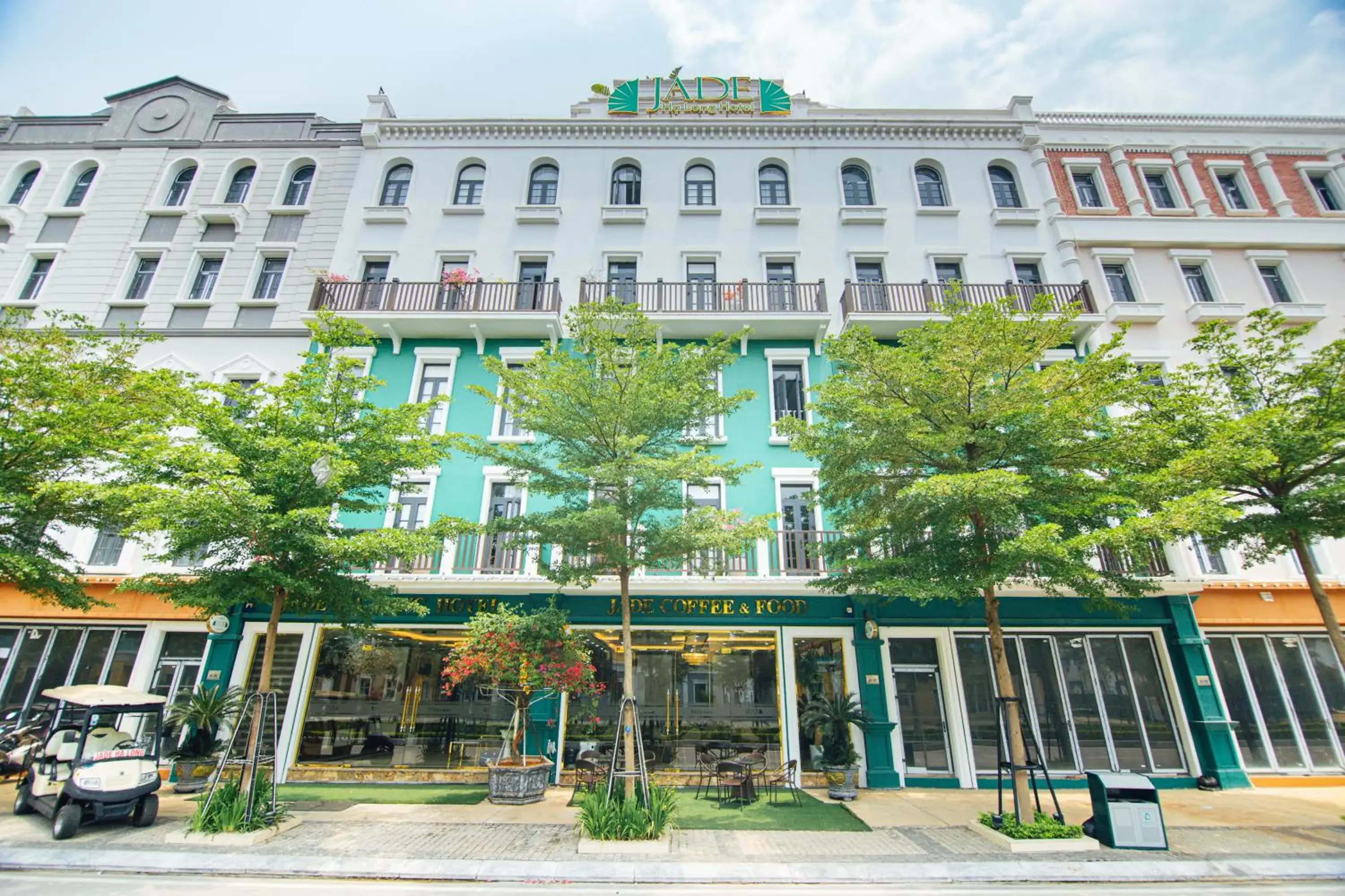 Property building in Jade Ha Long Hotel Property building in Jade Ha Long Hotel