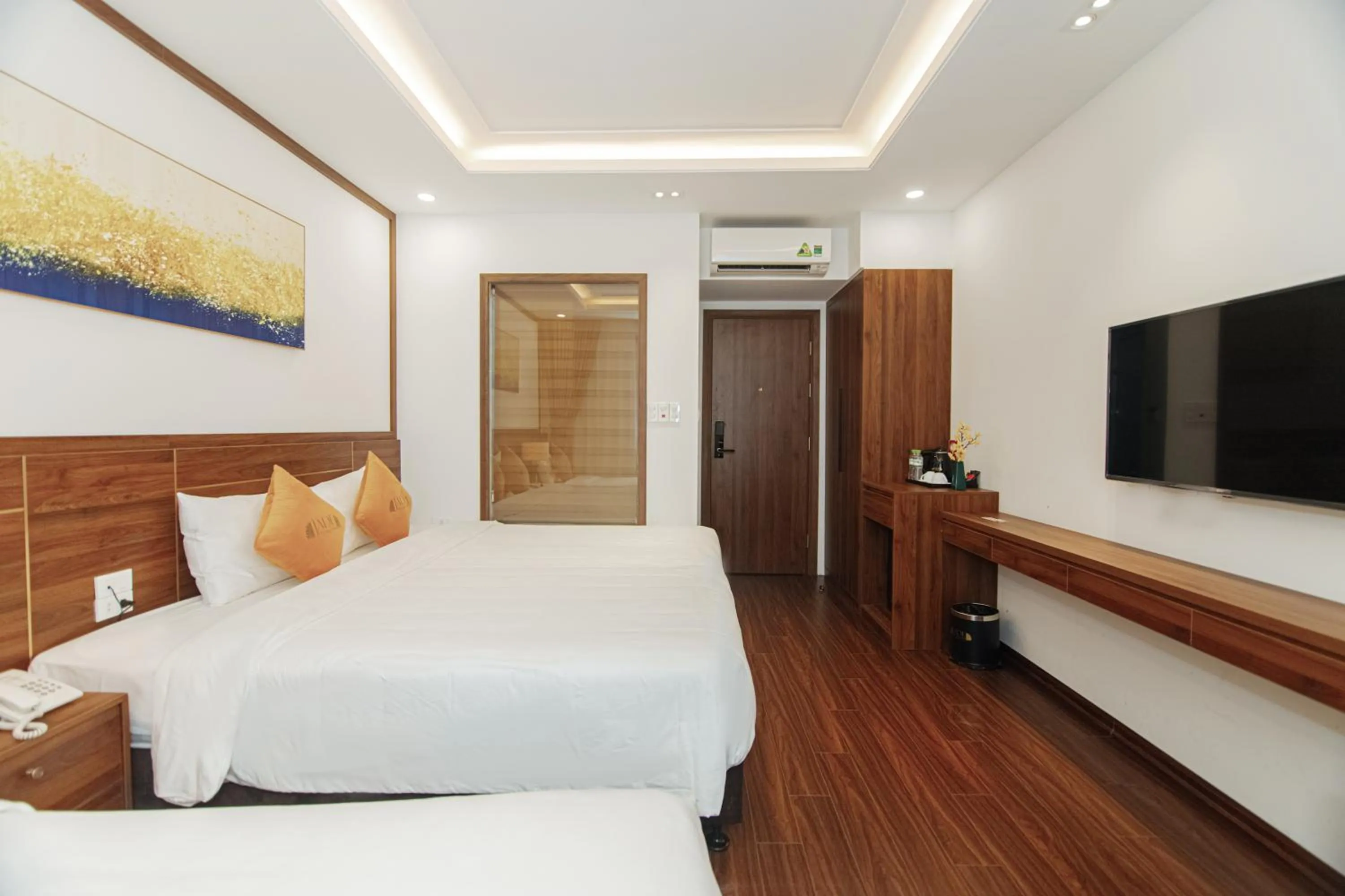 Bed in Jade Ha Long Hotel