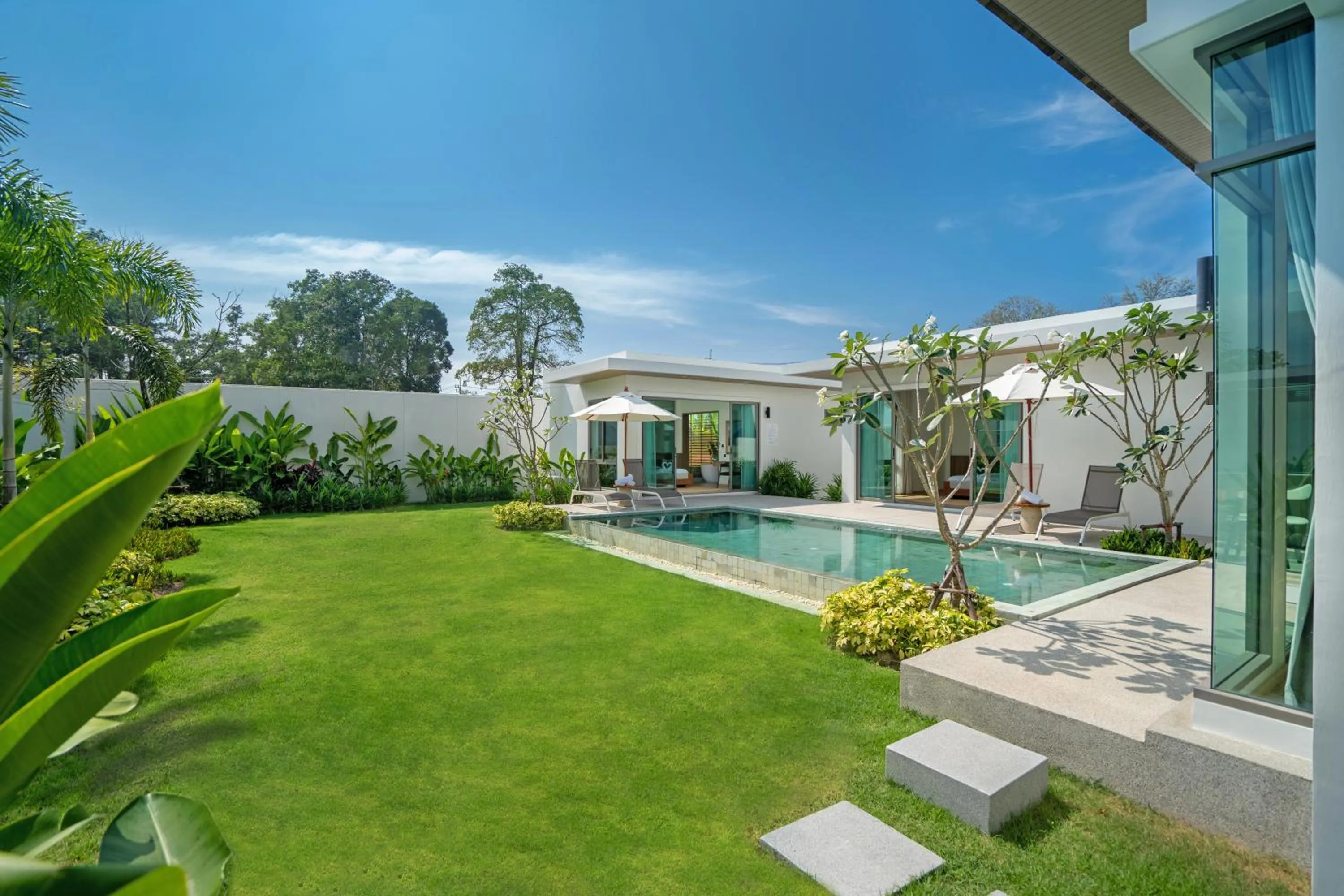 Shambhala Grand Villa - Private Pool Villas by Escape Villas - Top Choice - Guest Favorite - Best Location