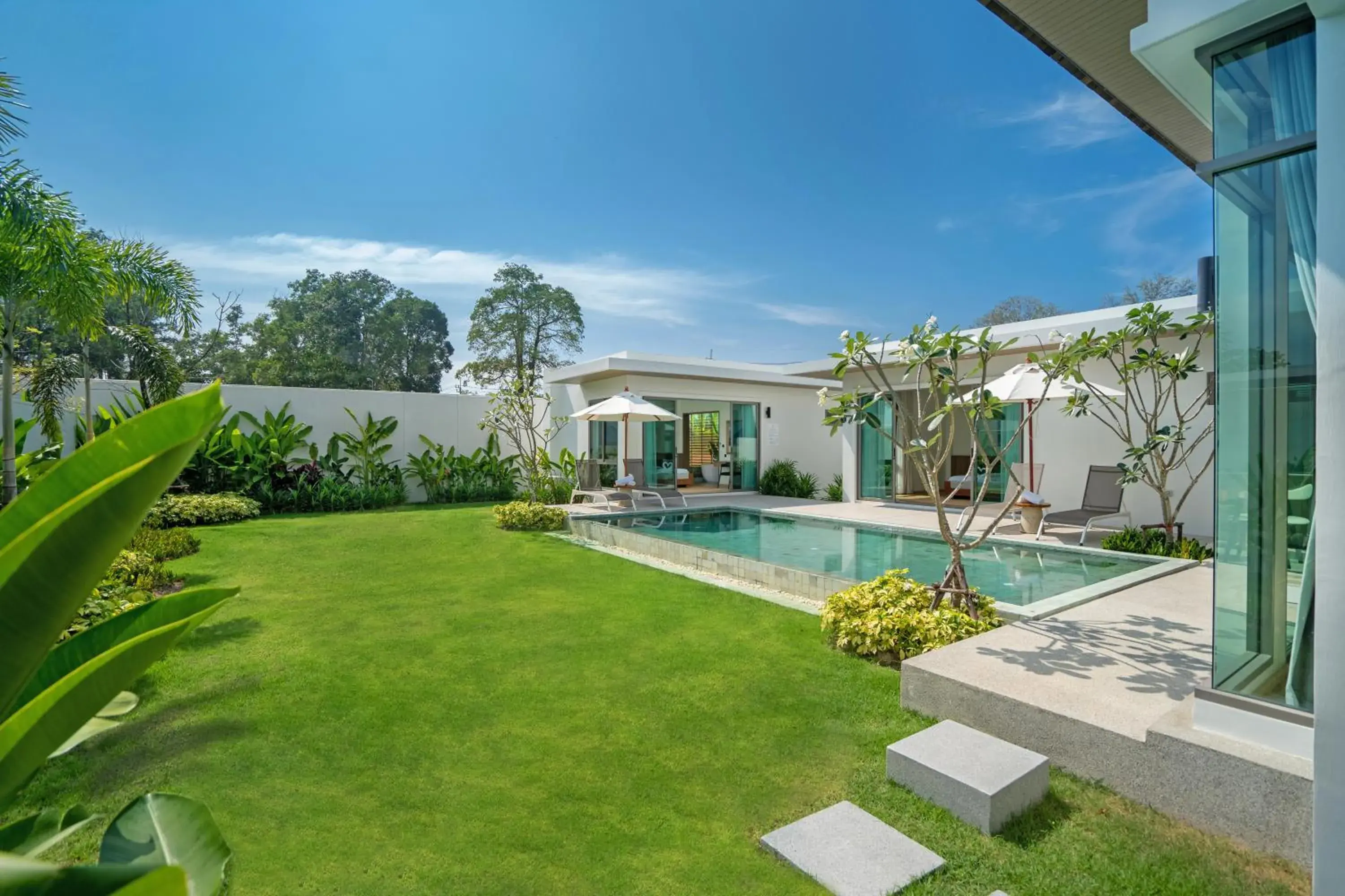 Shambhala Grand Villa - Private Pool Villas by Escape Villas - Top Choice - Guest Favorite - Best Location Shambhala Grand Villa - Private Pool Villas by Escape Villas - Top Choice - Guest Favorite - Best Location