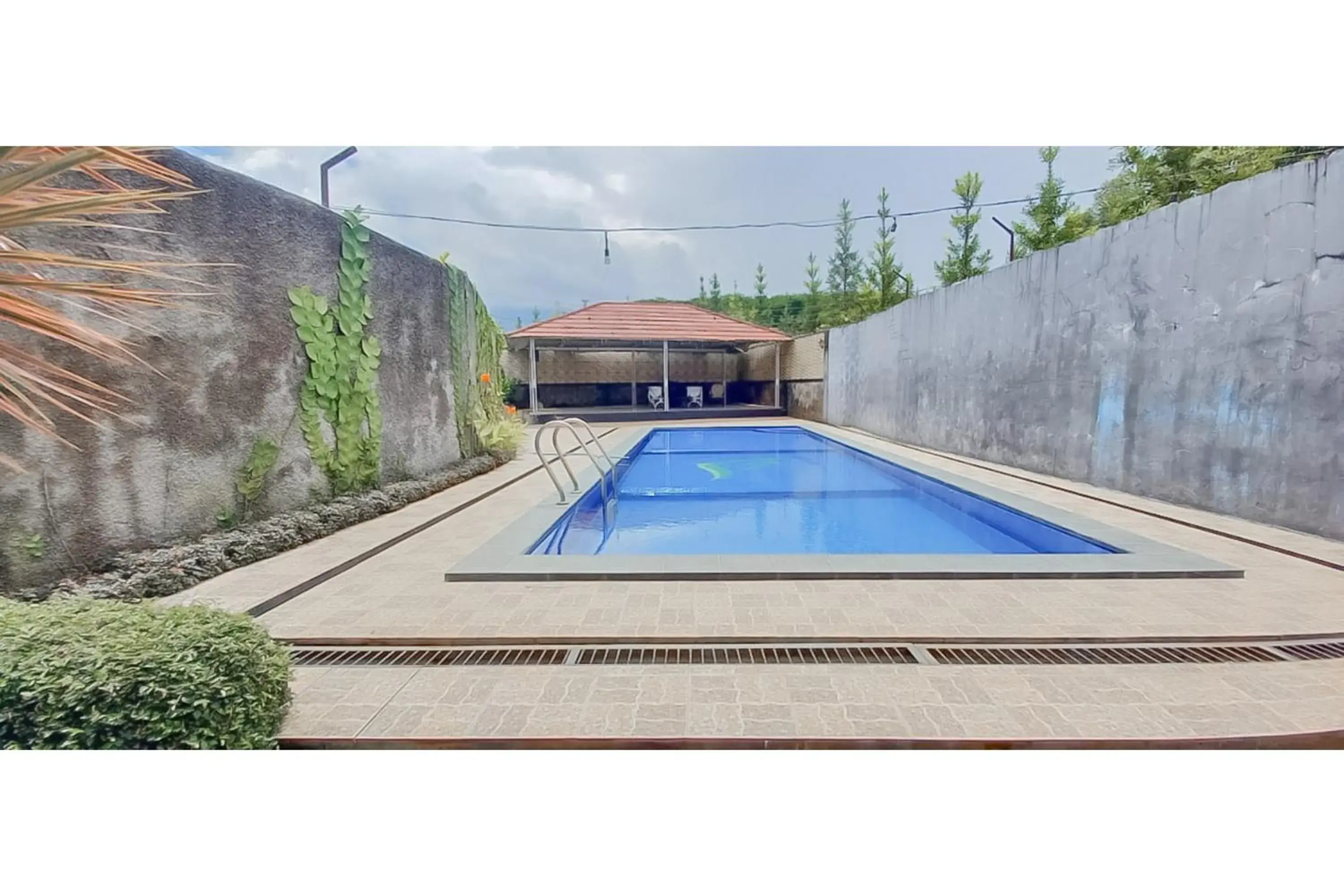 Day in Hotel Sri Indrawati Puncak Mitra RedDoorz Day in Hotel Sri Indrawati Puncak Mitra RedDoorz