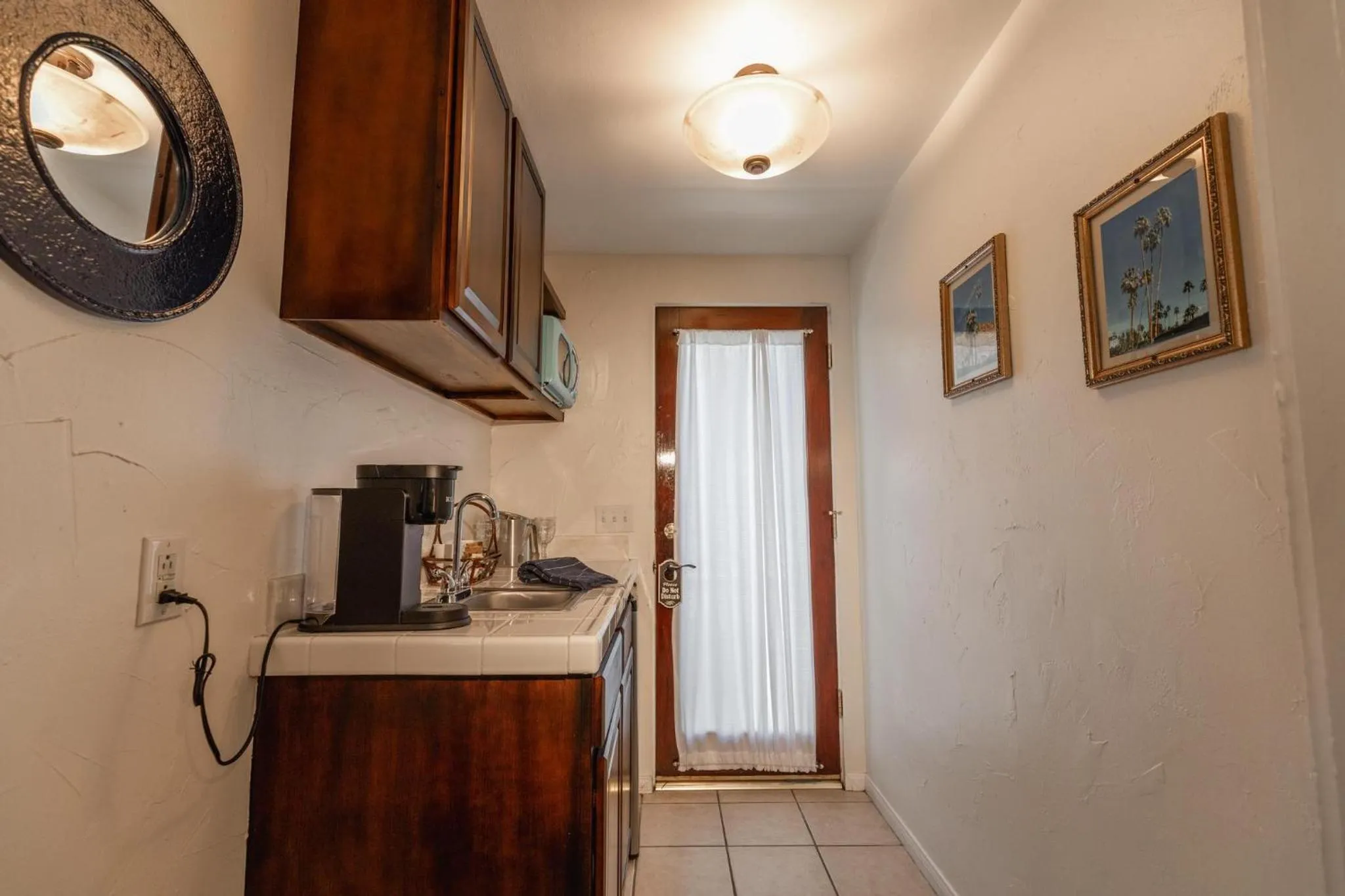 Kitchen or kitchenette in Old Ranch Inn - Adults Only 21 & Up