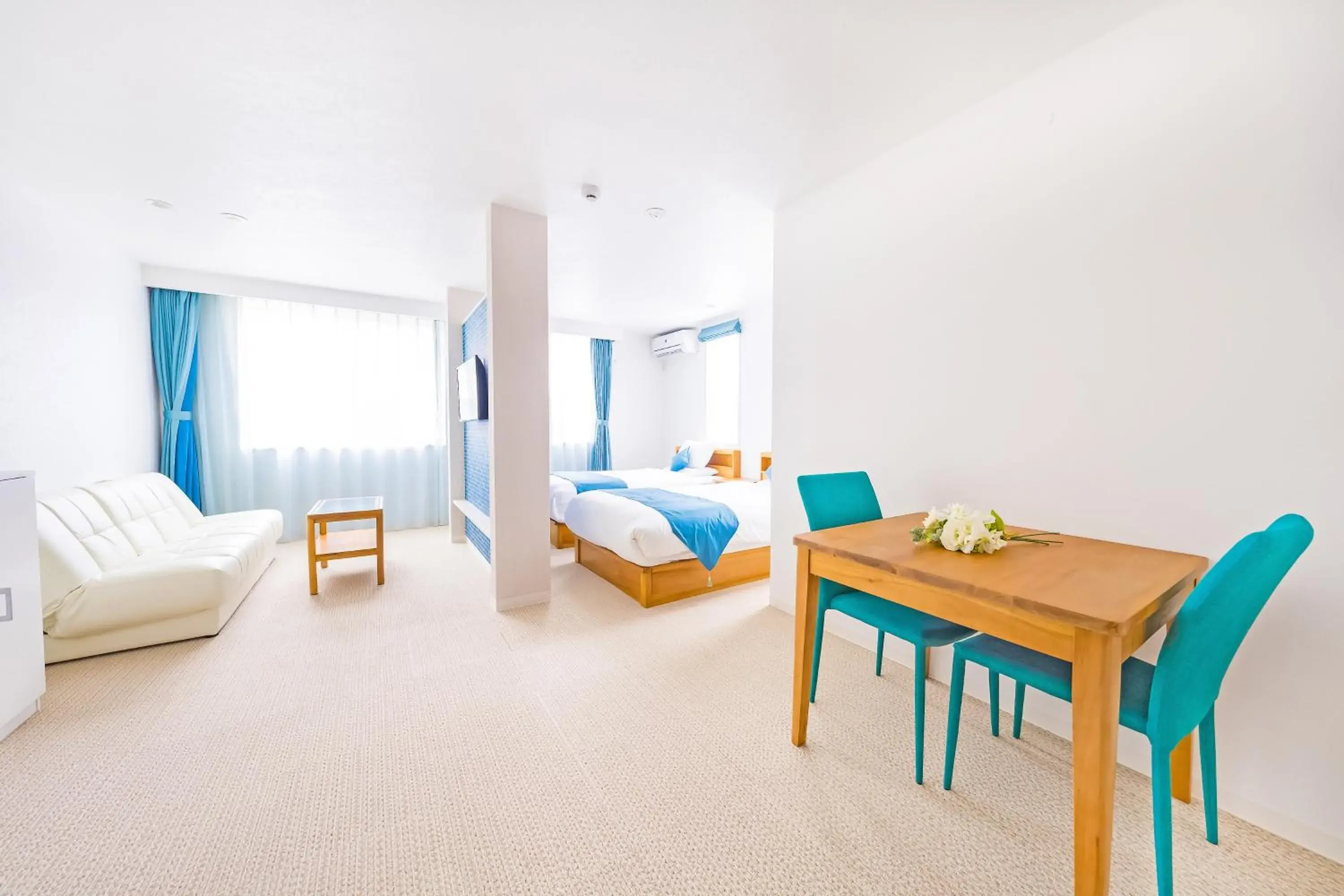 Bed in Hotel California Miyakojima Resort Bed in Hotel California Miyakojima Resort