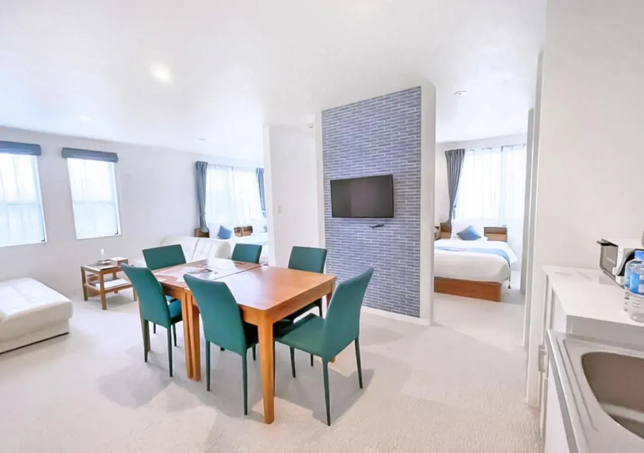 Family Room in Hotel California Miyakojima Resort Family Room in Hotel California Miyakojima Resort