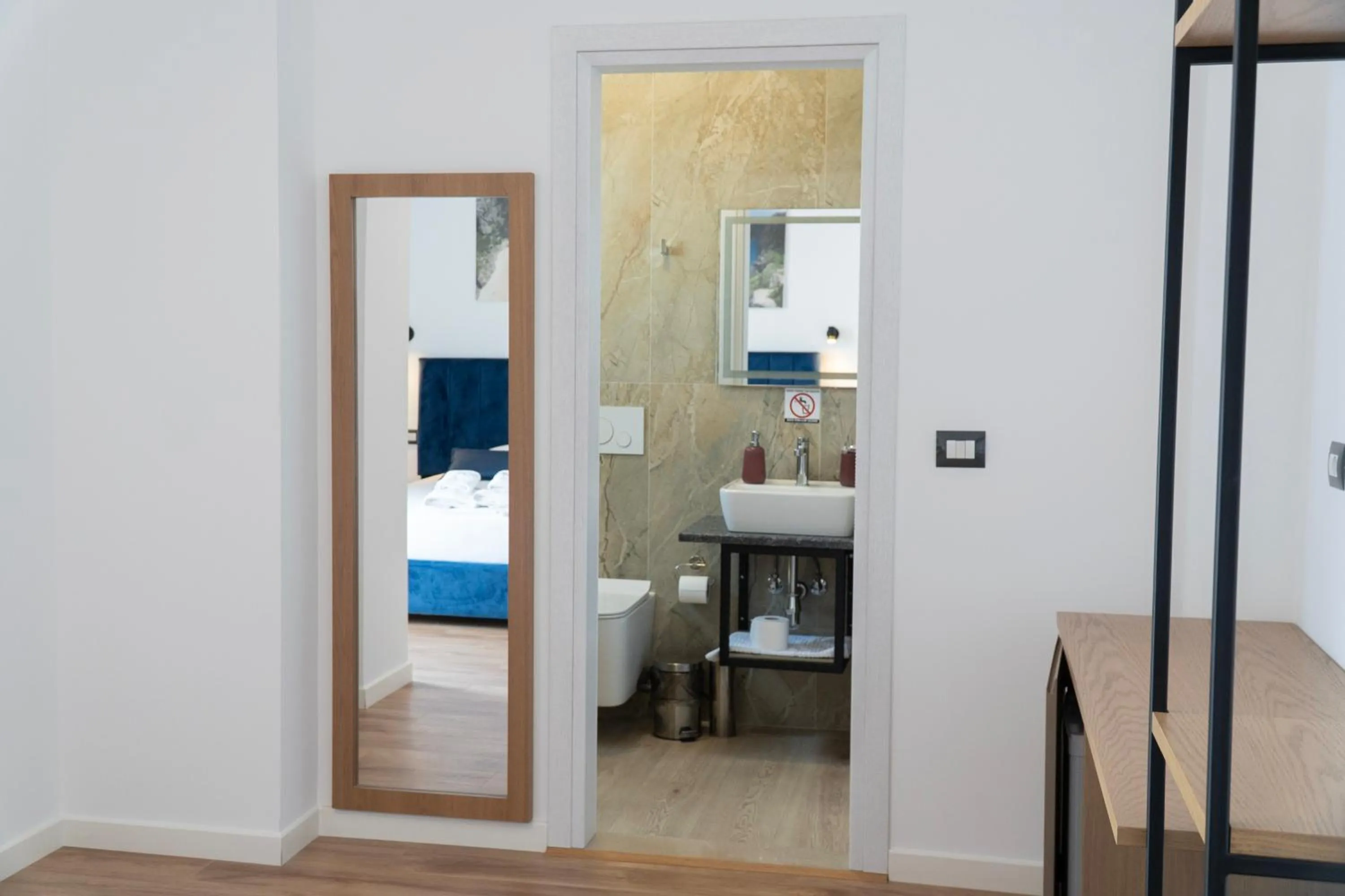 Bed in Hilltop Heaven Hotel