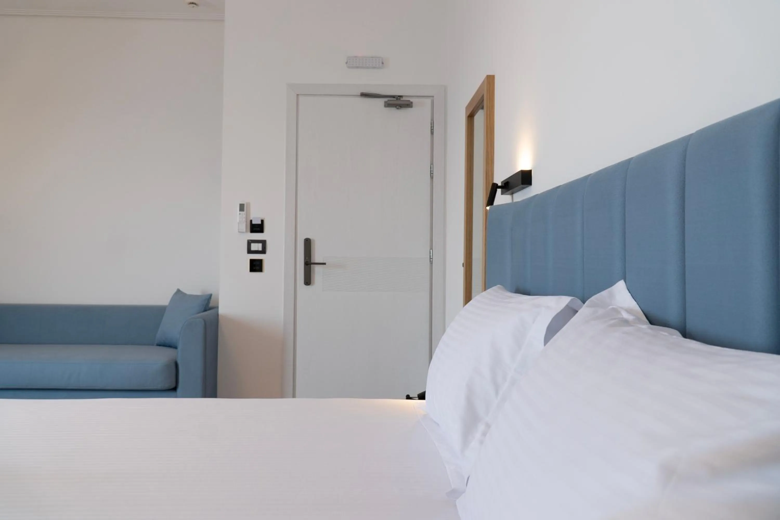 Bed in Hilltop Heaven Hotel