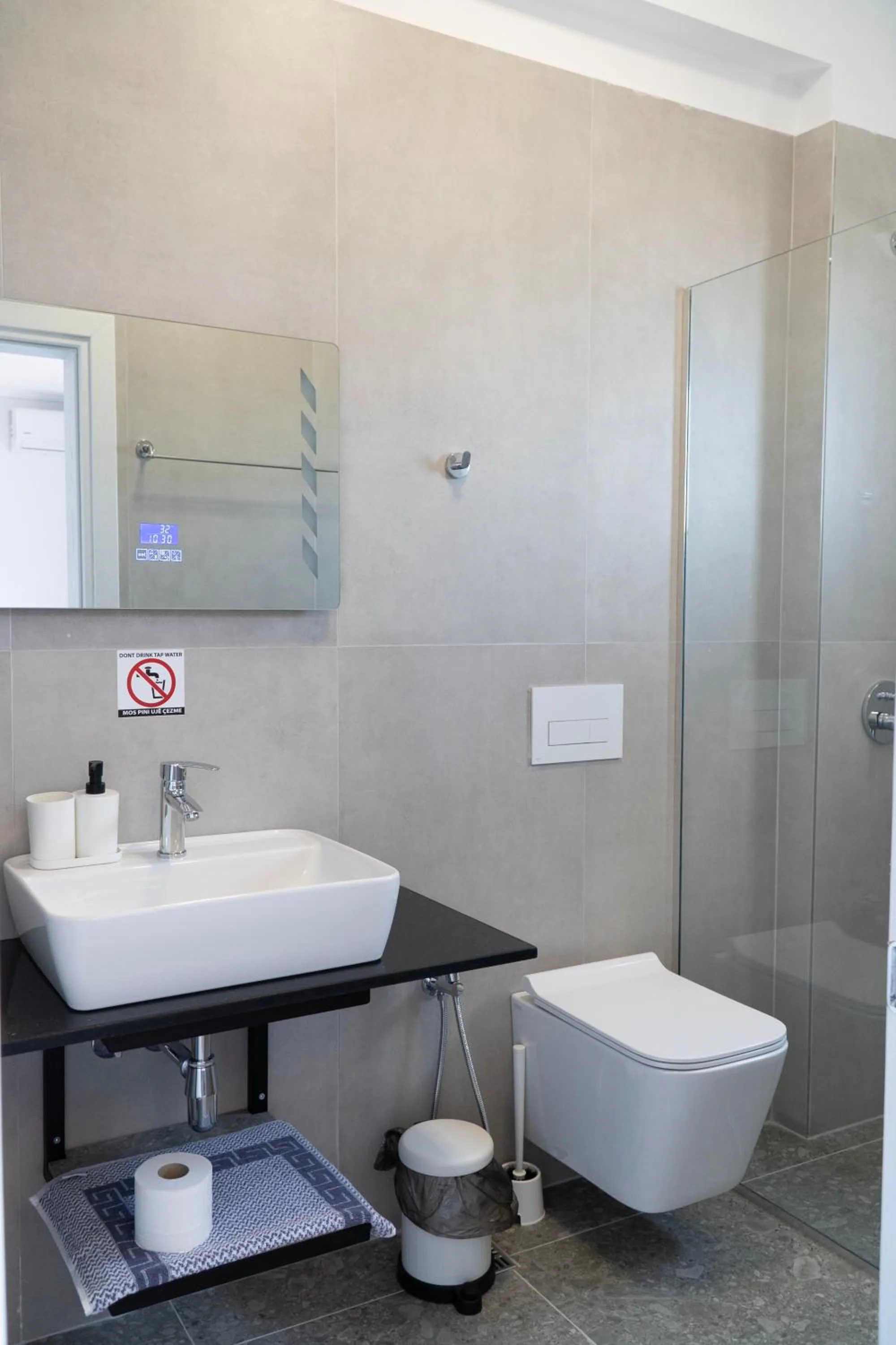 Hilltop Heaven Hotel