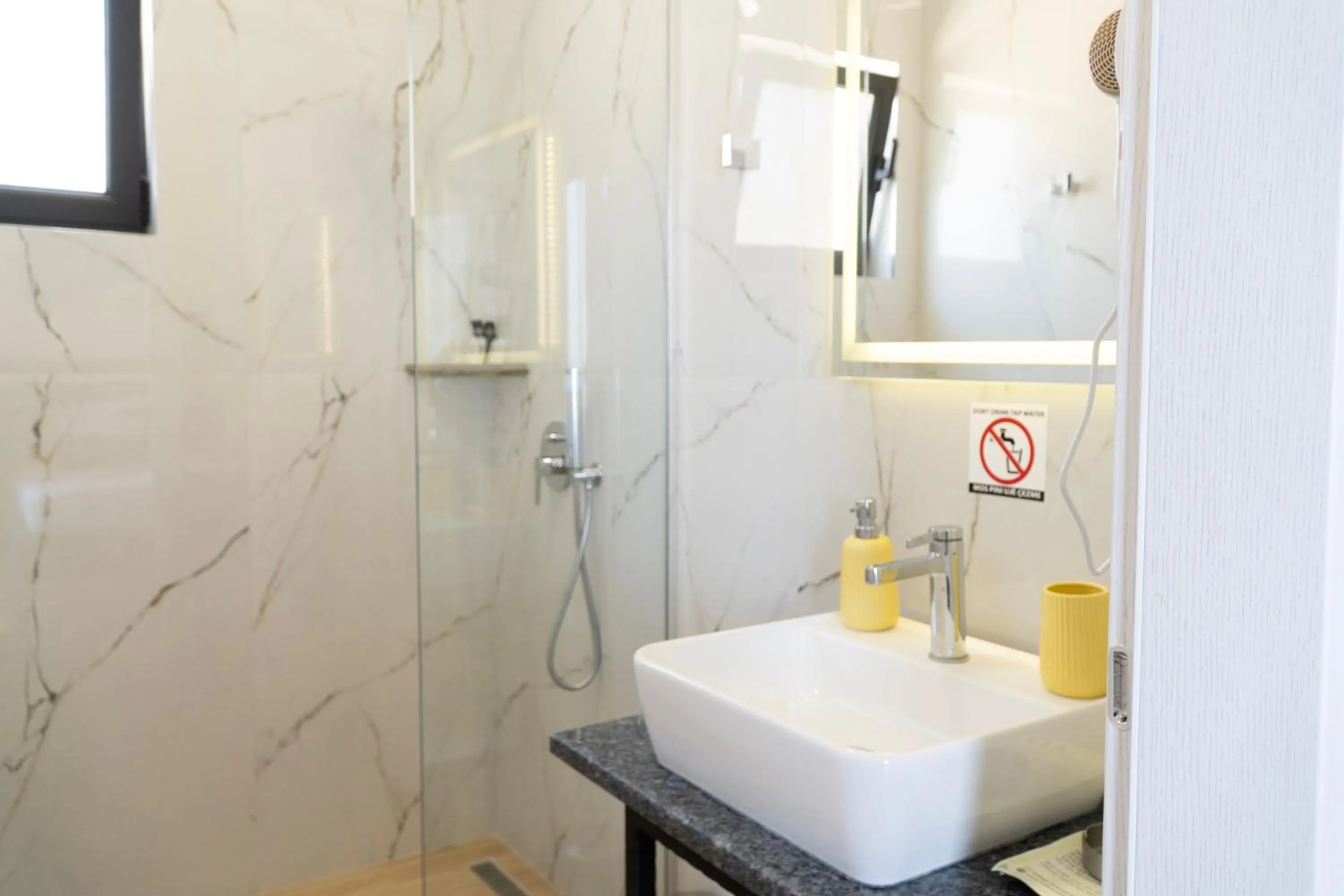 Hilltop Heaven Hotel