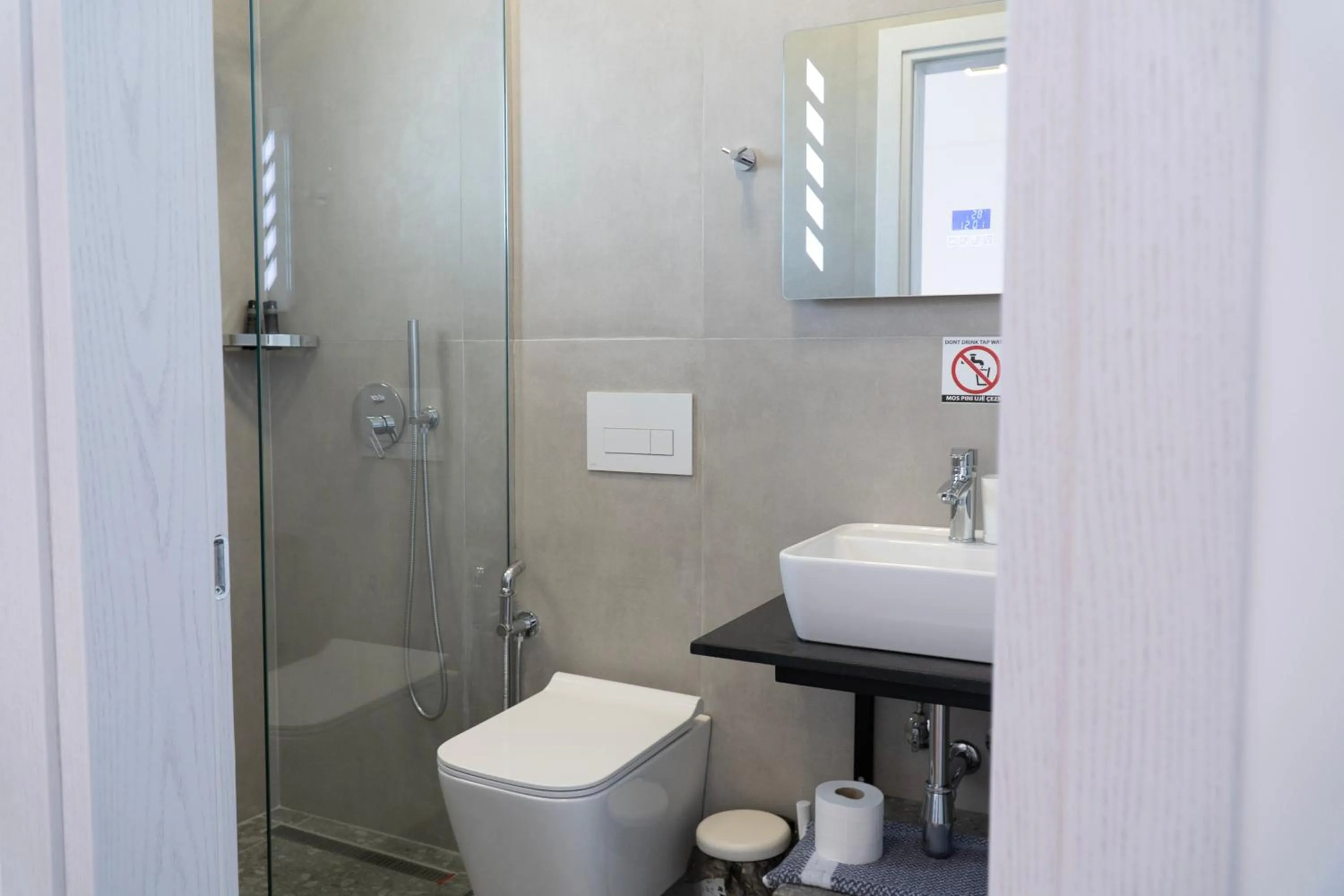 Hilltop Heaven Hotel