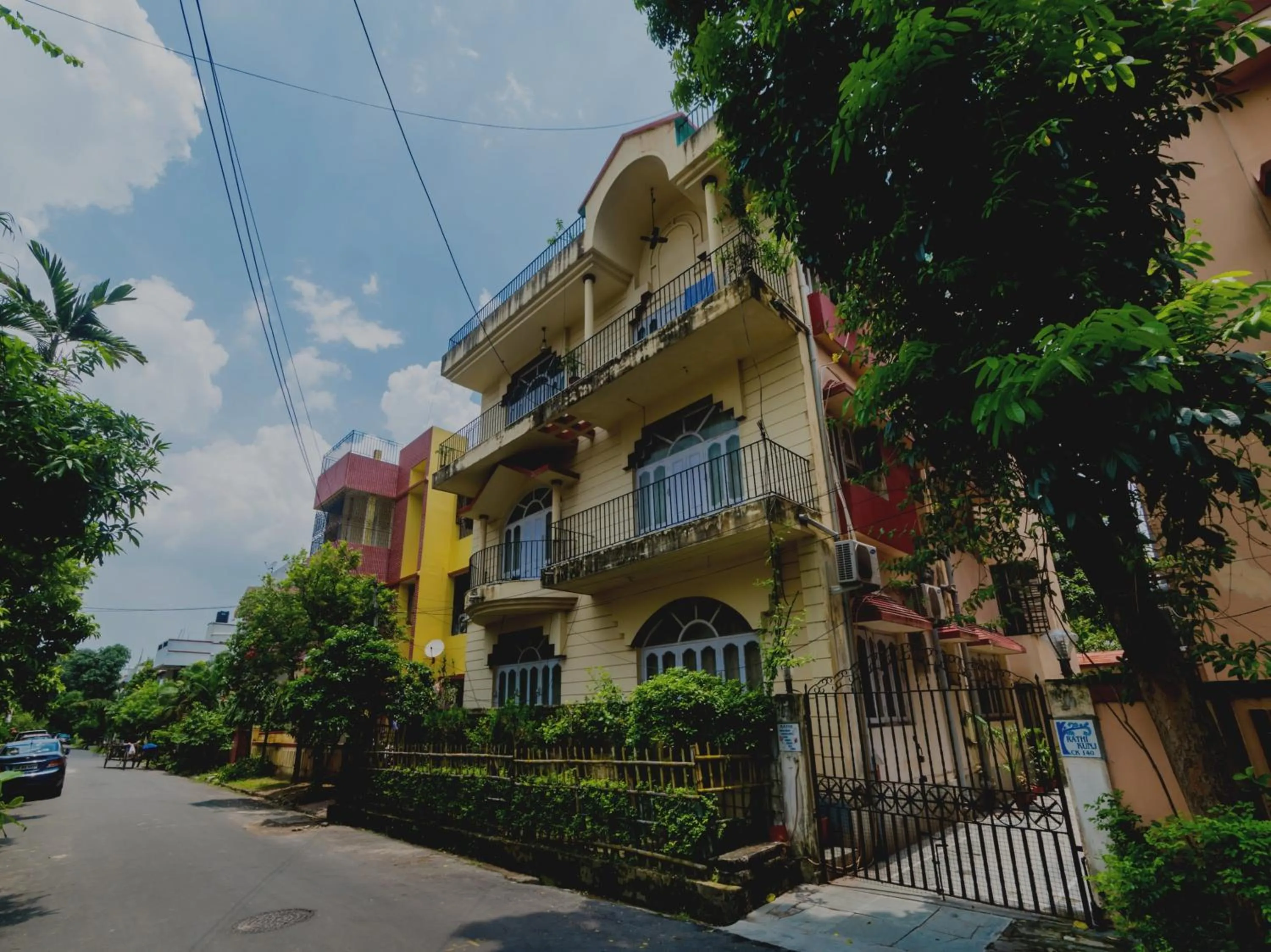 Facade/entrance in Super Hotel O Rathi Kunj Near City Centre Salt Lake