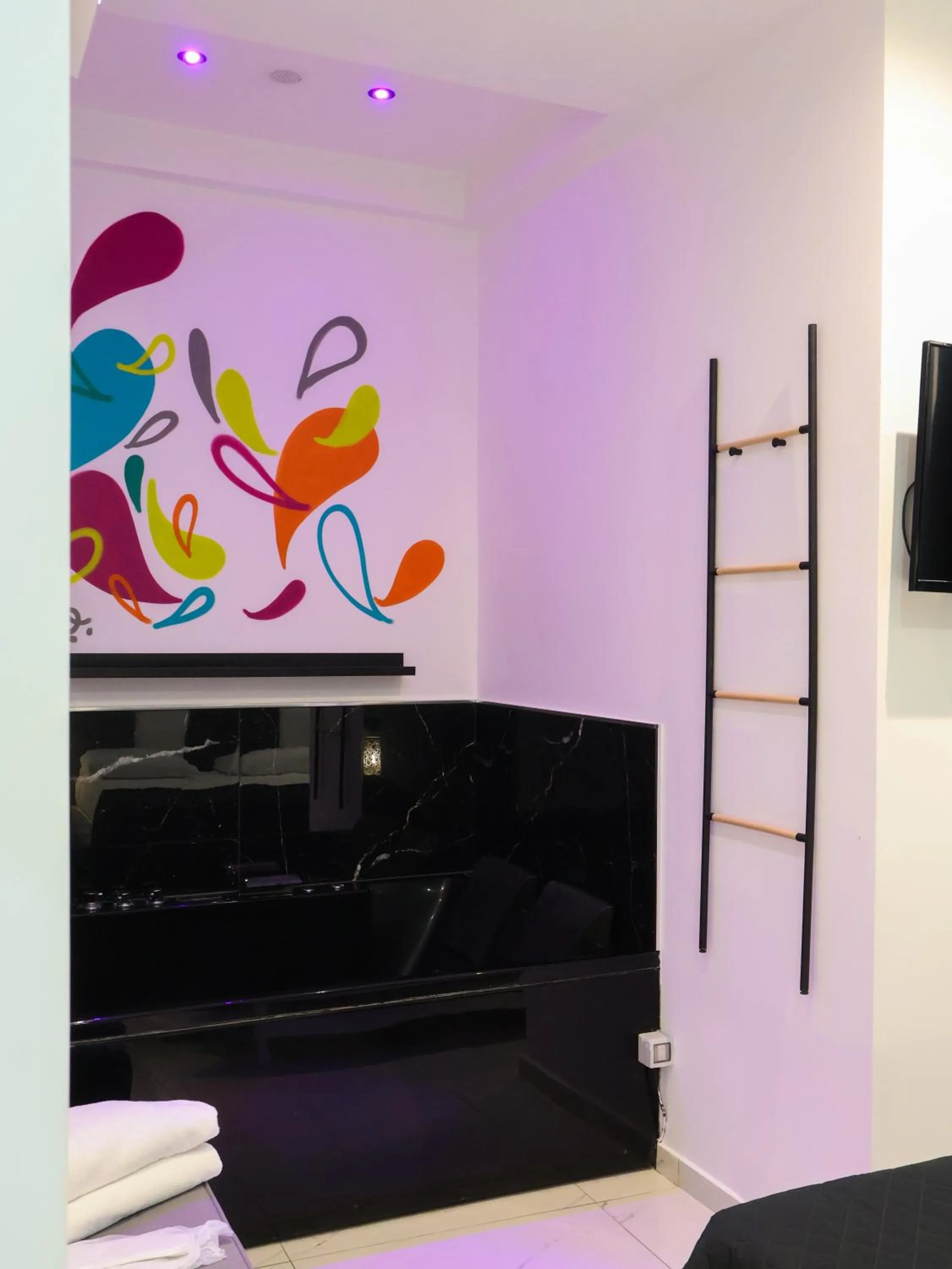 Hot Tub in Villa Flora