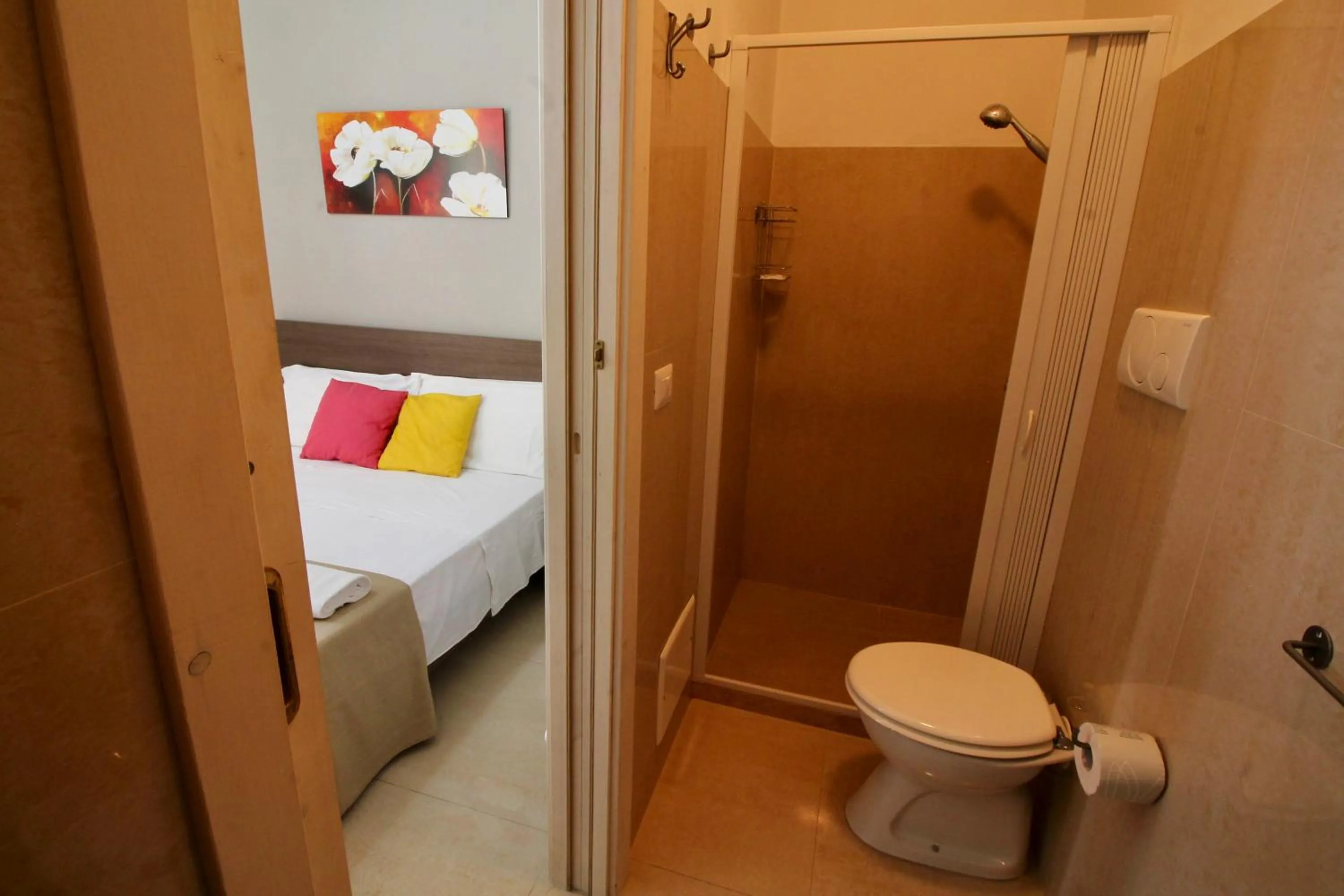 Bathroom, Bed in B&B Pietramare