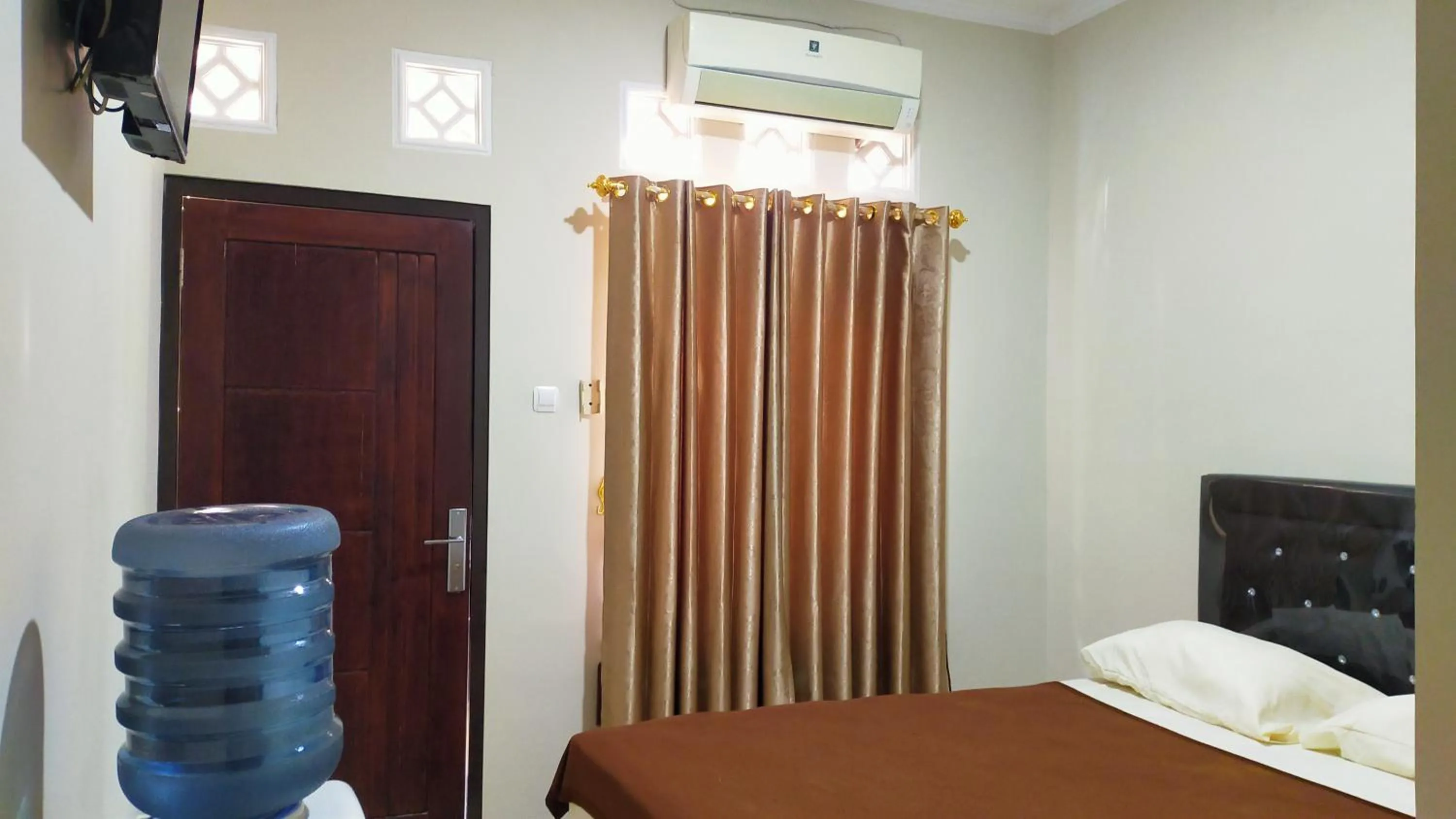 Bed in Aqsa Guest House Ciamis Syariah