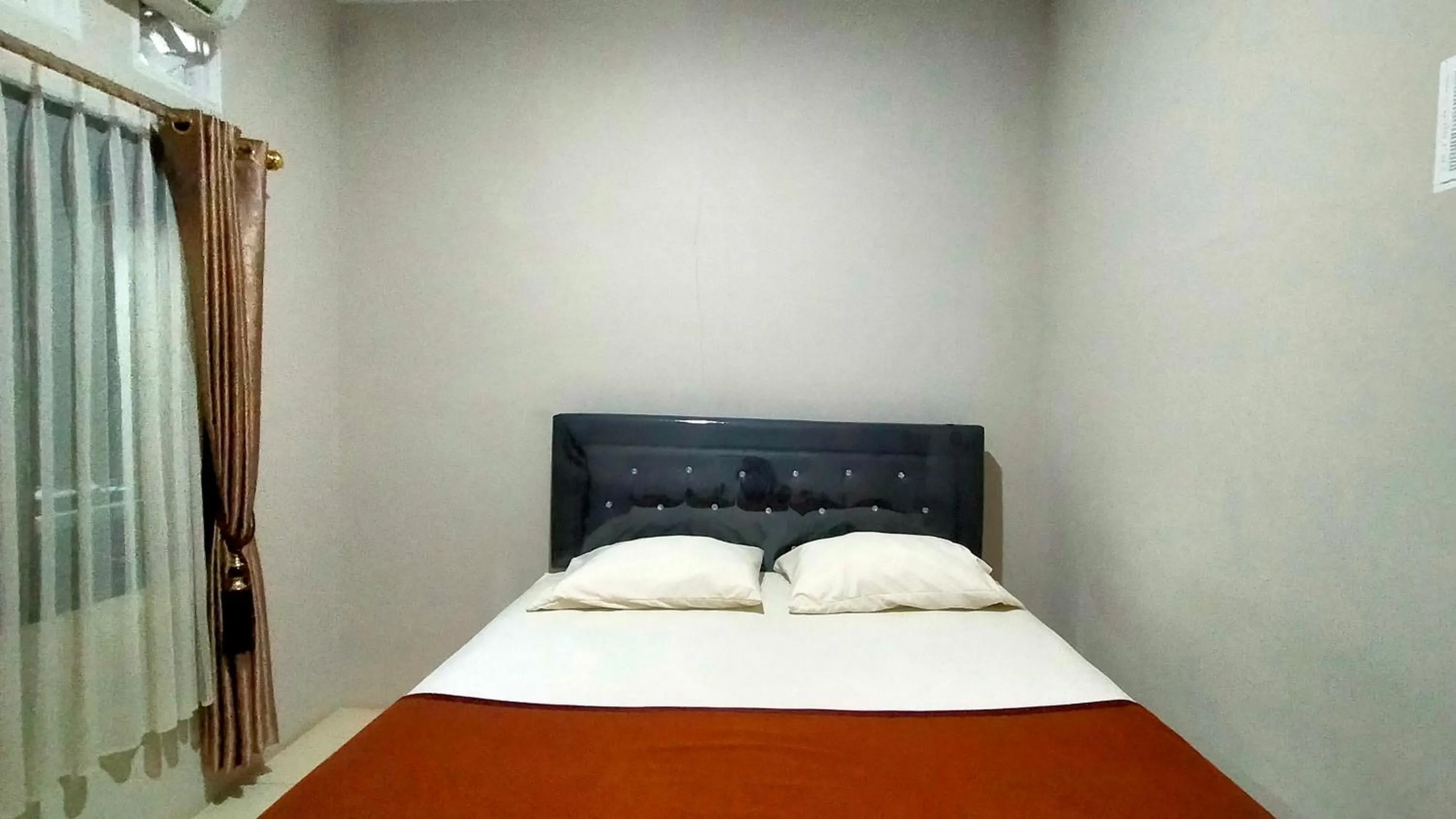 Food, Bed in Aqsa Guest House Ciamis Syariah