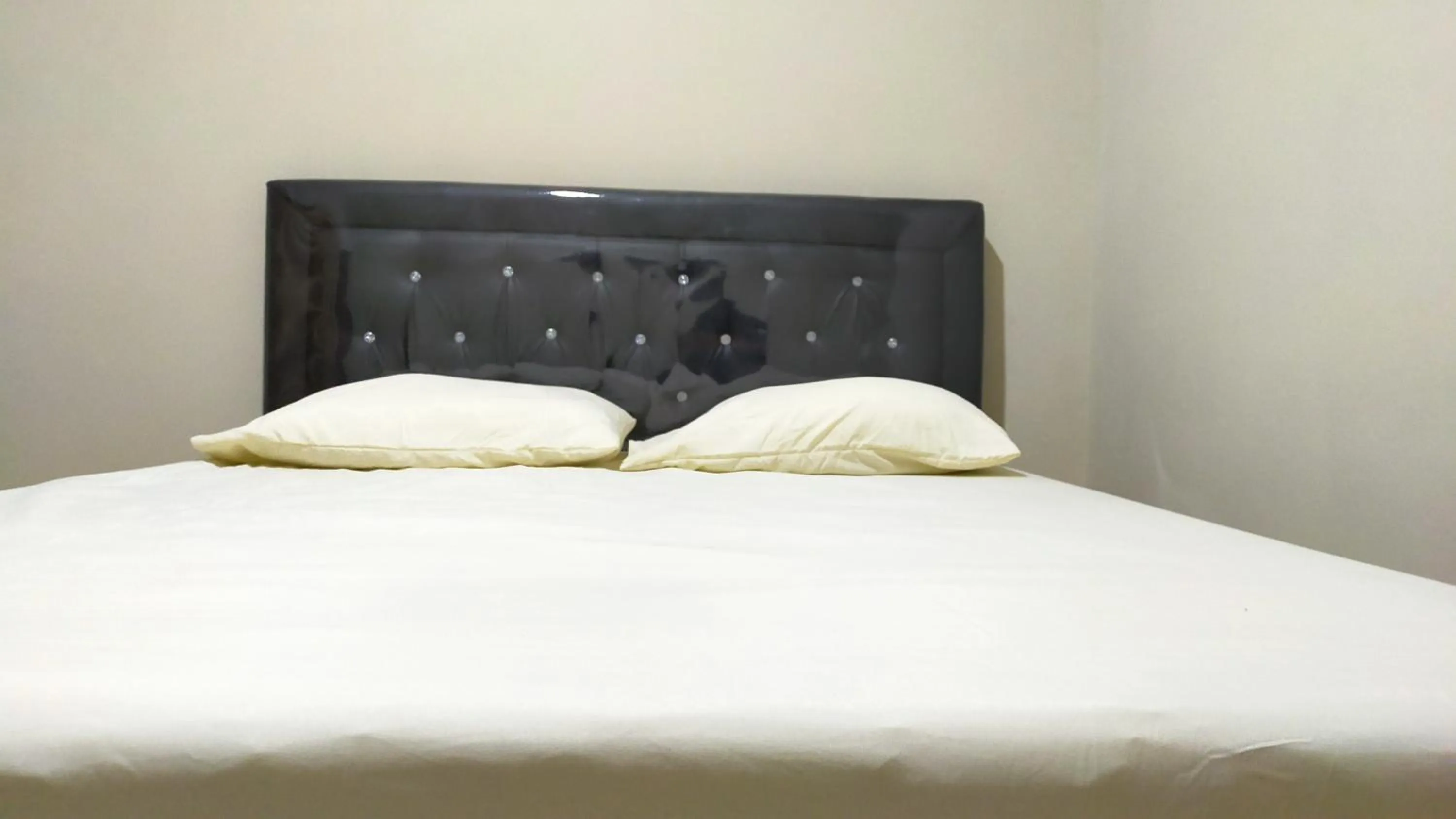 Bedroom, Bed in Aqsa Guest House Ciamis Syariah