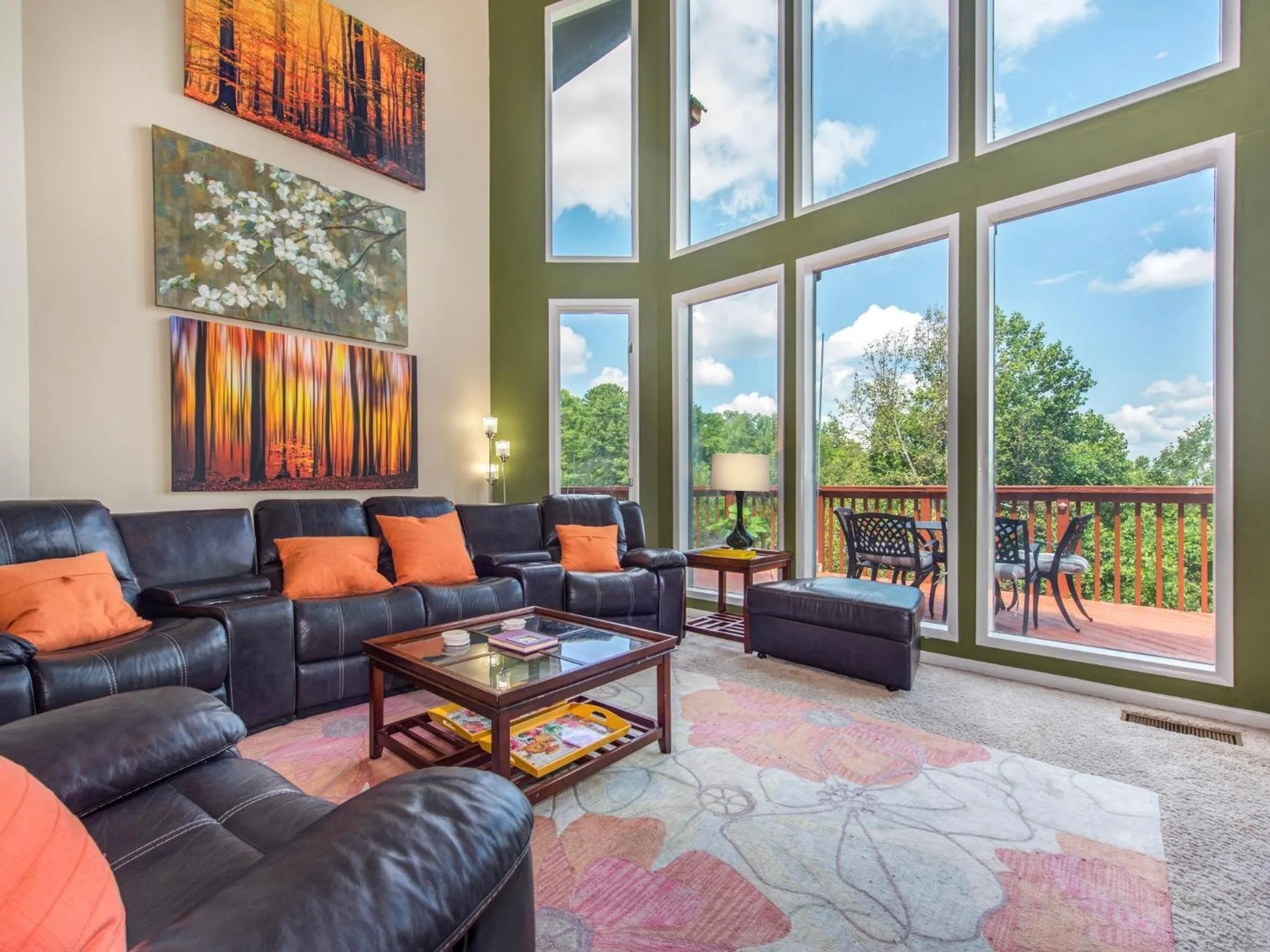 Living room in Birdsong