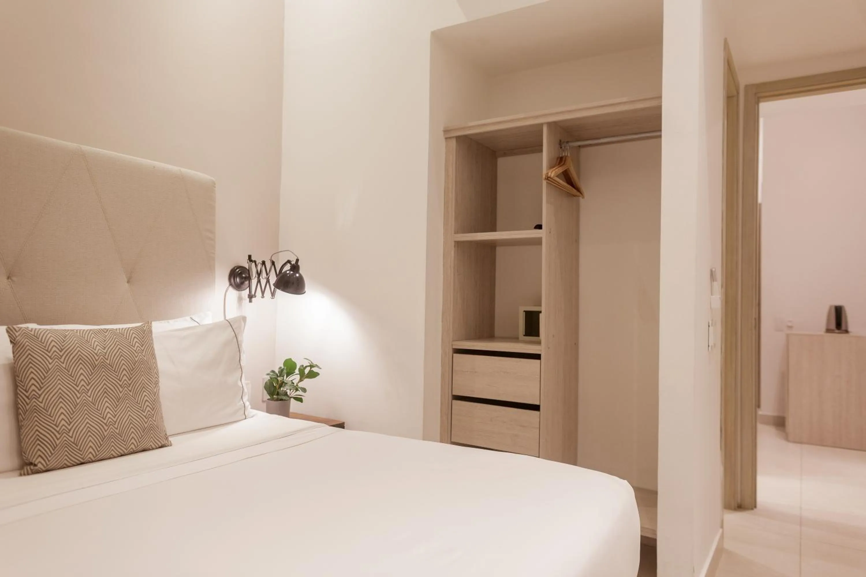 Photo of the whole room, Bed in Ganem Suites Cartagena