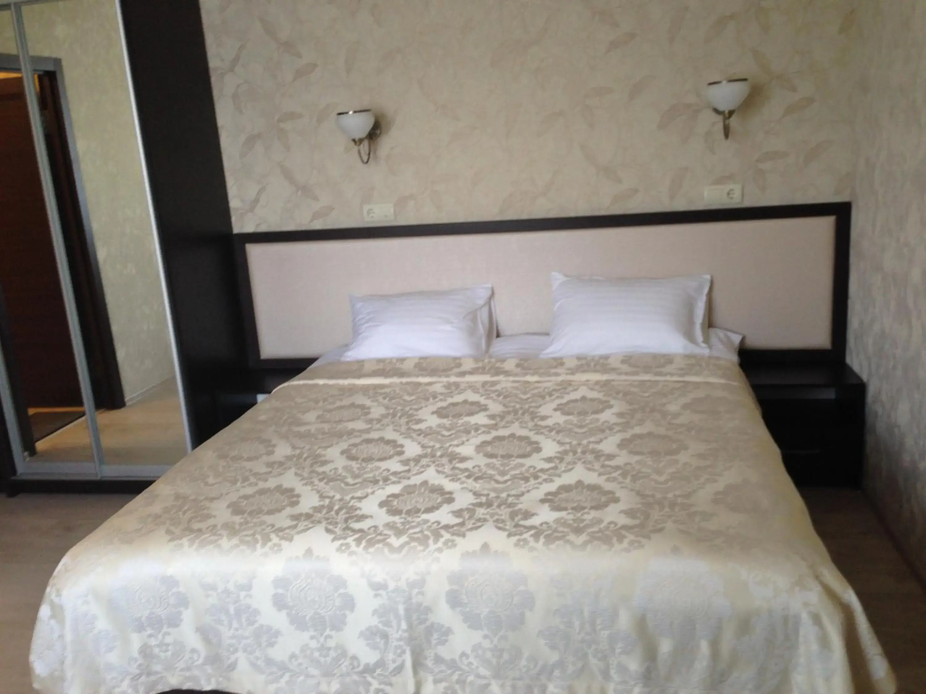 Junior Suite in Royal Hotel Junior Suite in Royal Hotel