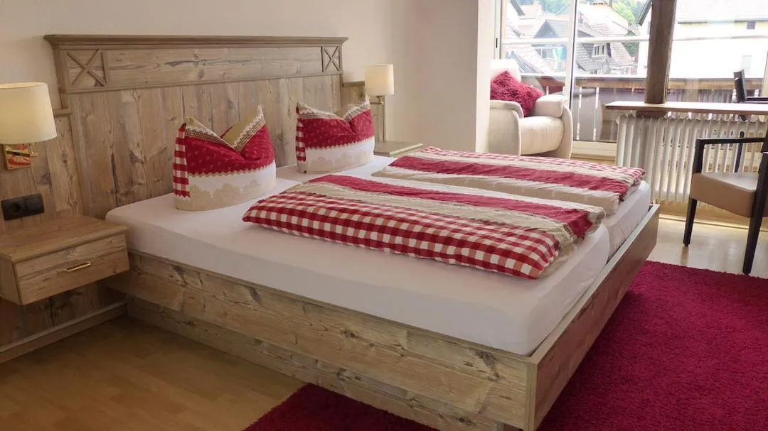 Large Double Room - single occupancy in Gasthof zur Krone