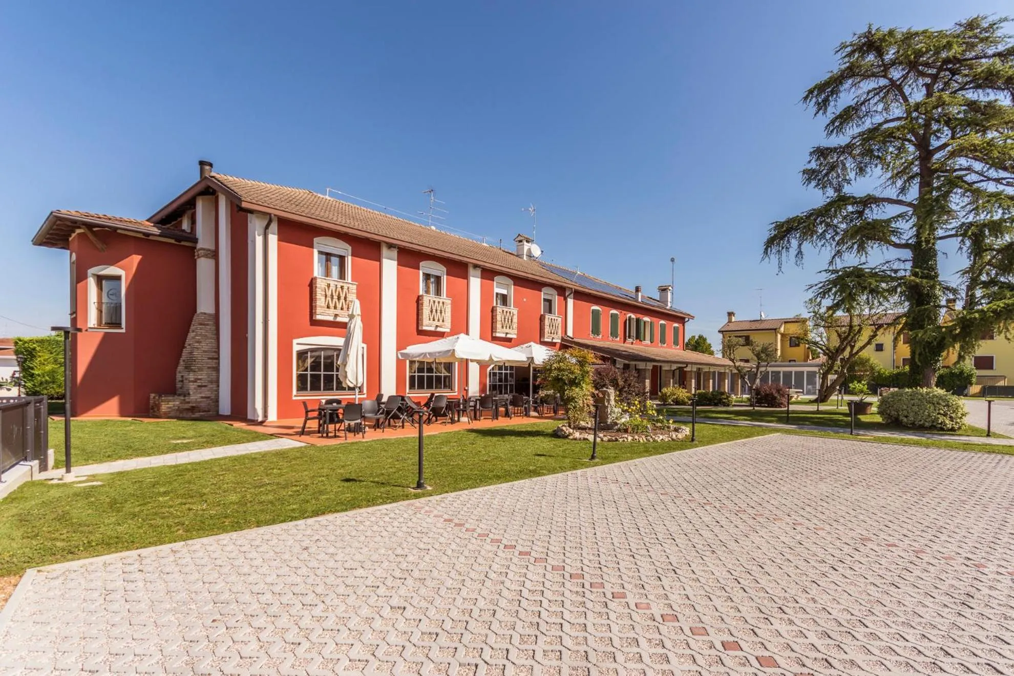 Hotel Residence - Il Giardino del Cigno