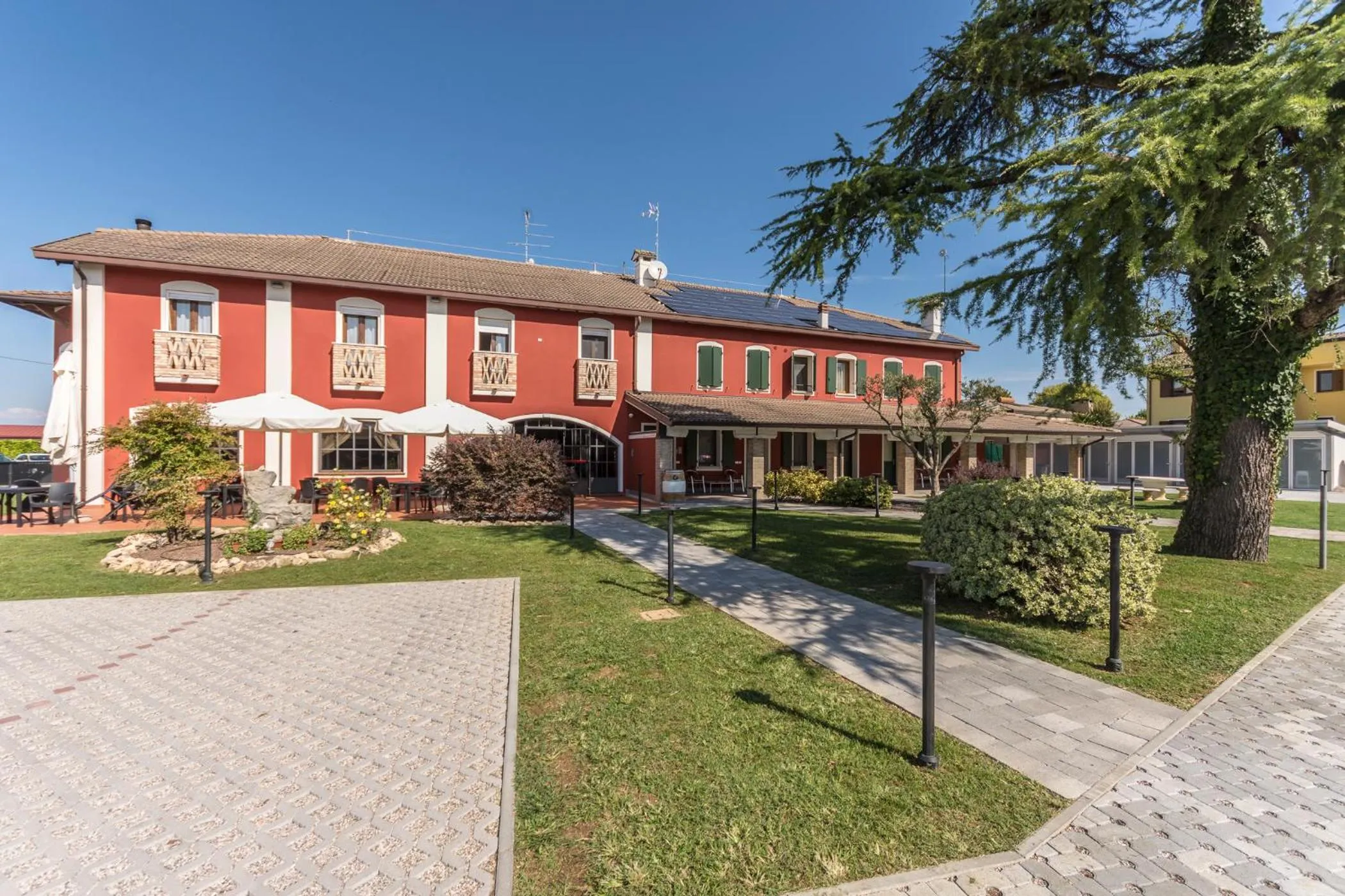 Hotel Residence - Il Giardino del Cigno