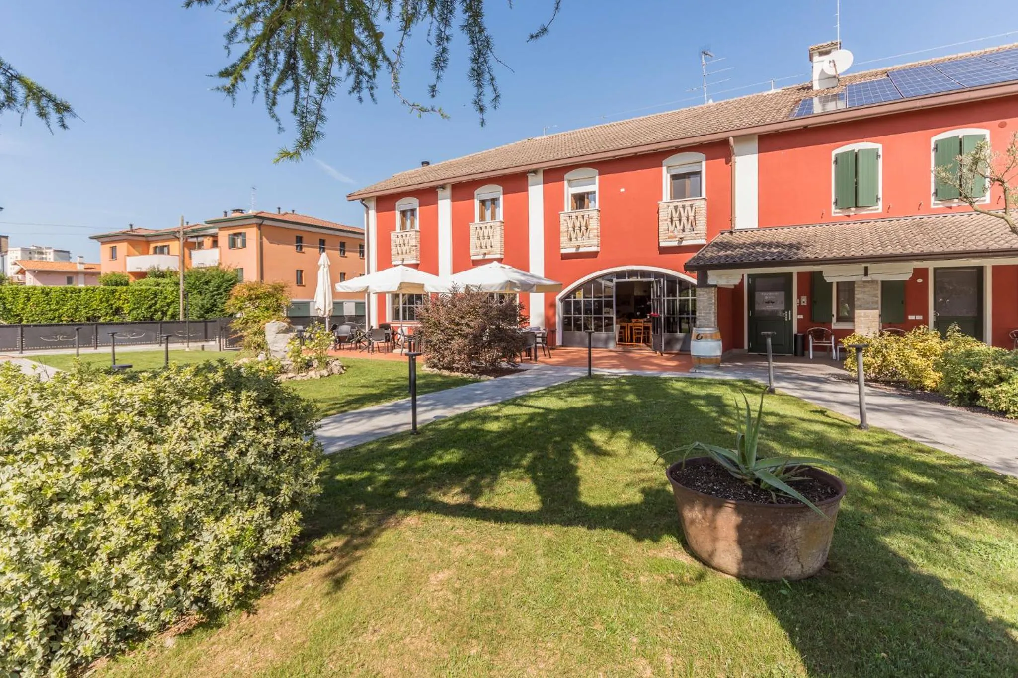 Hotel Residence - Il Giardino del Cigno