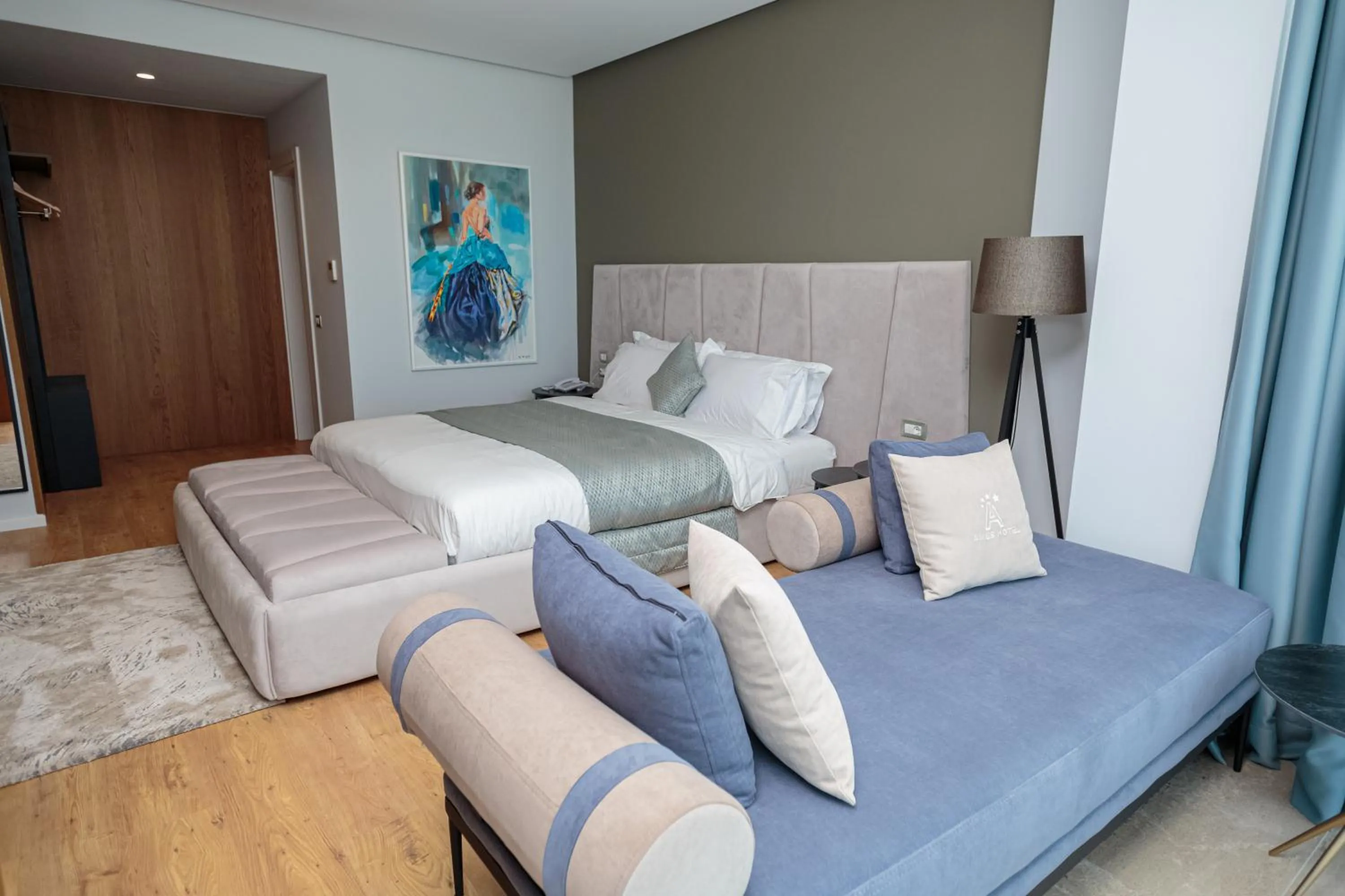 Photo of the whole room, Bed in Ames Hotel & SPA