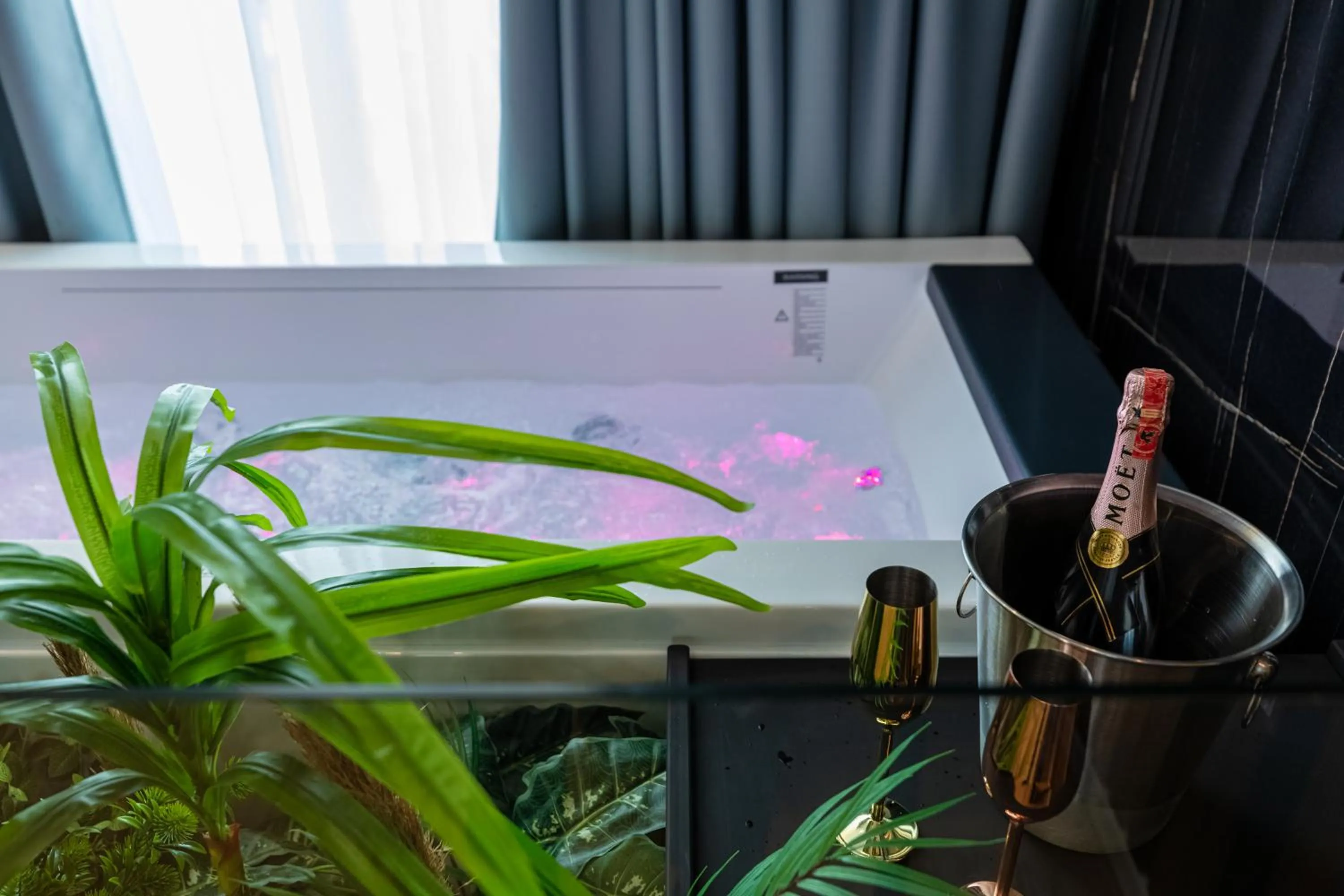 Bath in Ames Hotel & SPA