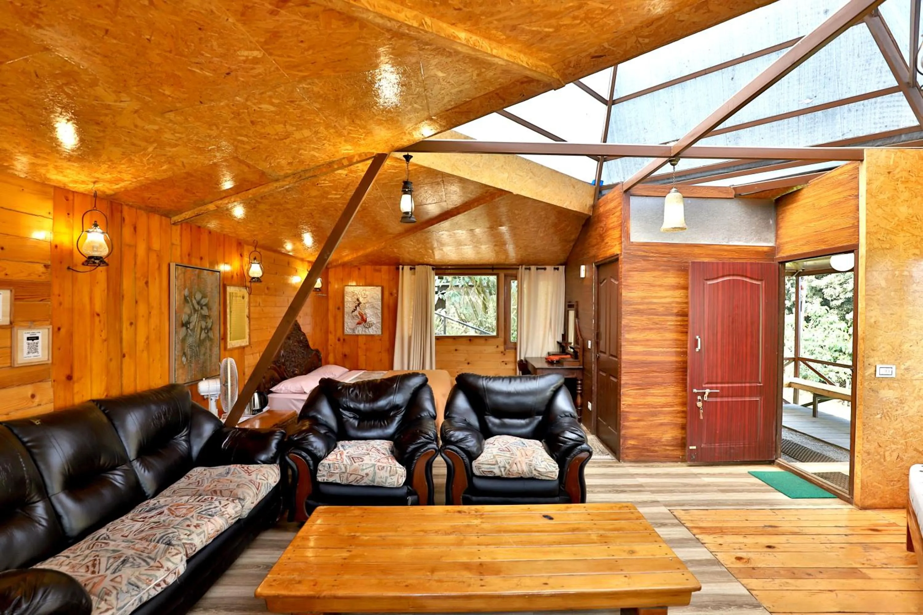 Seating area in De Rock Jungle Living Resort