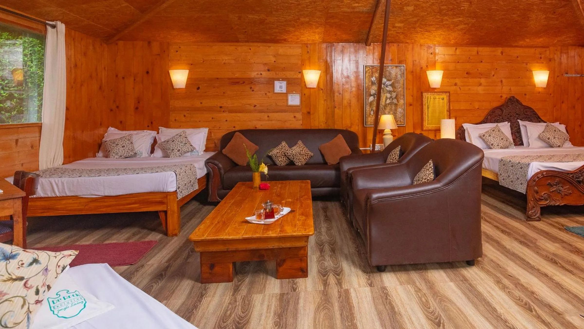 Bed in De Rock Jungle Living Resort