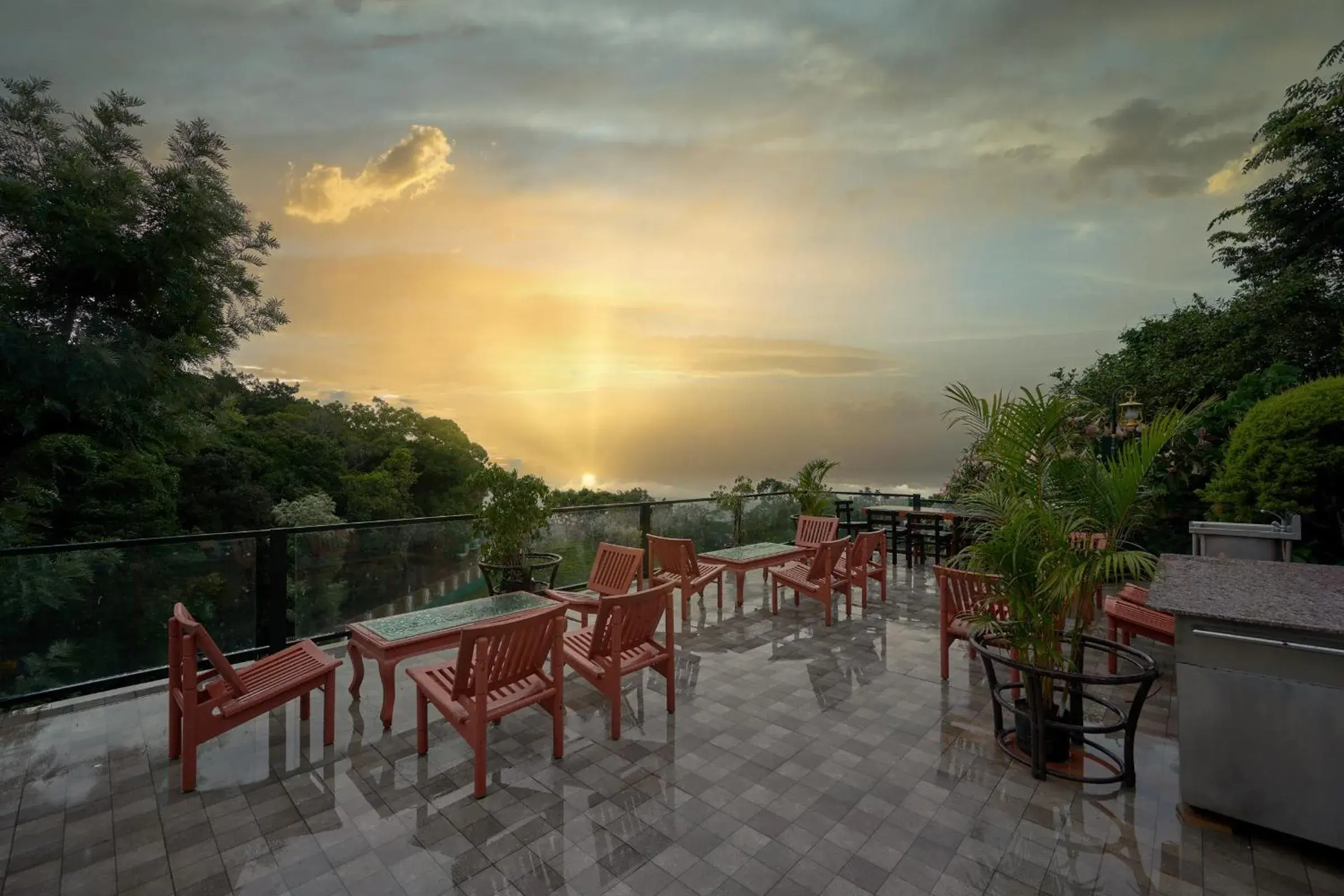 Restaurant/places to eat in De Rock Jungle Living Resort Restaurant/places to eat in De Rock Jungle Living Resort