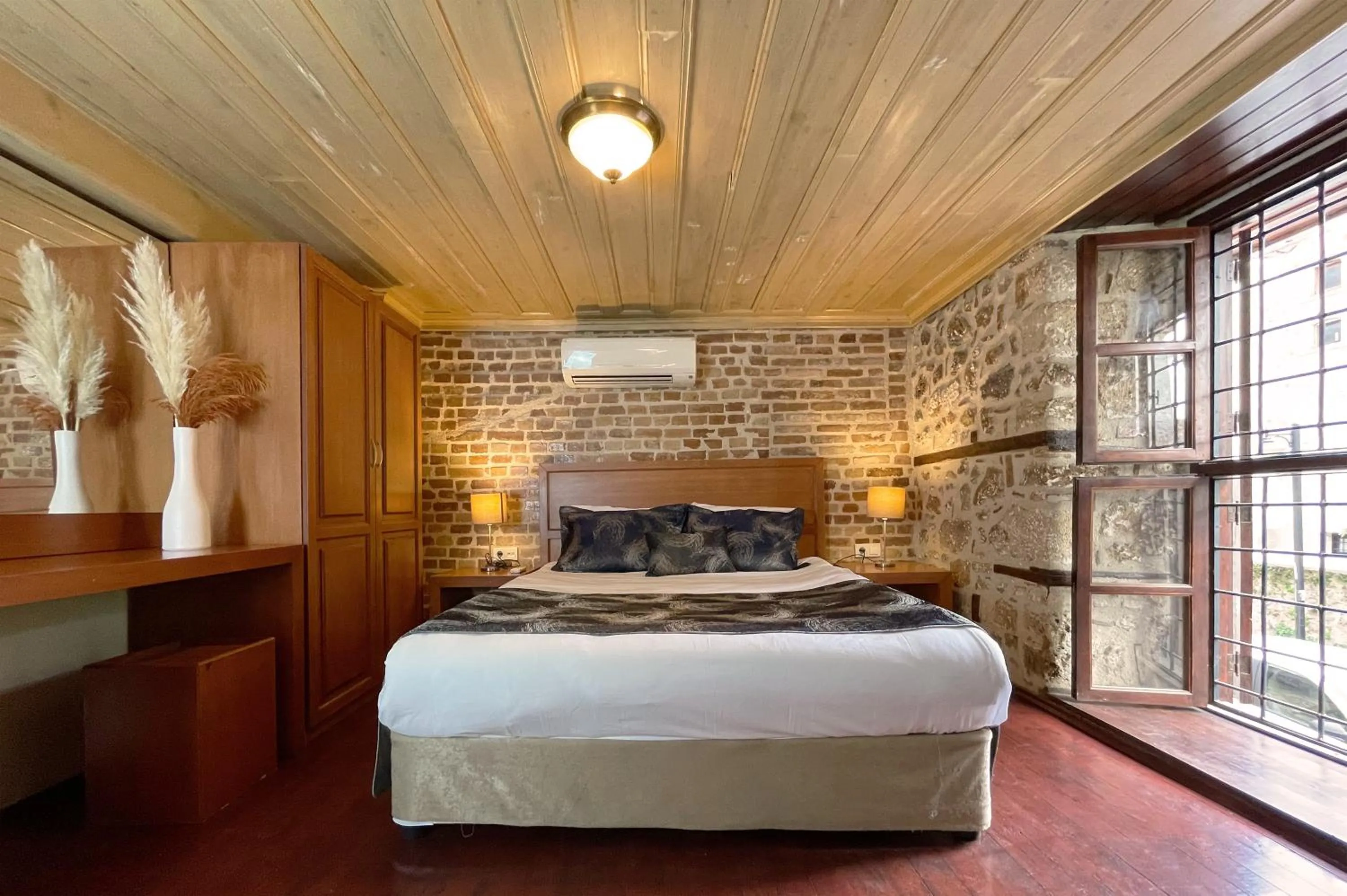 Bedroom, Bed in Hotel Mille Kaleiçi