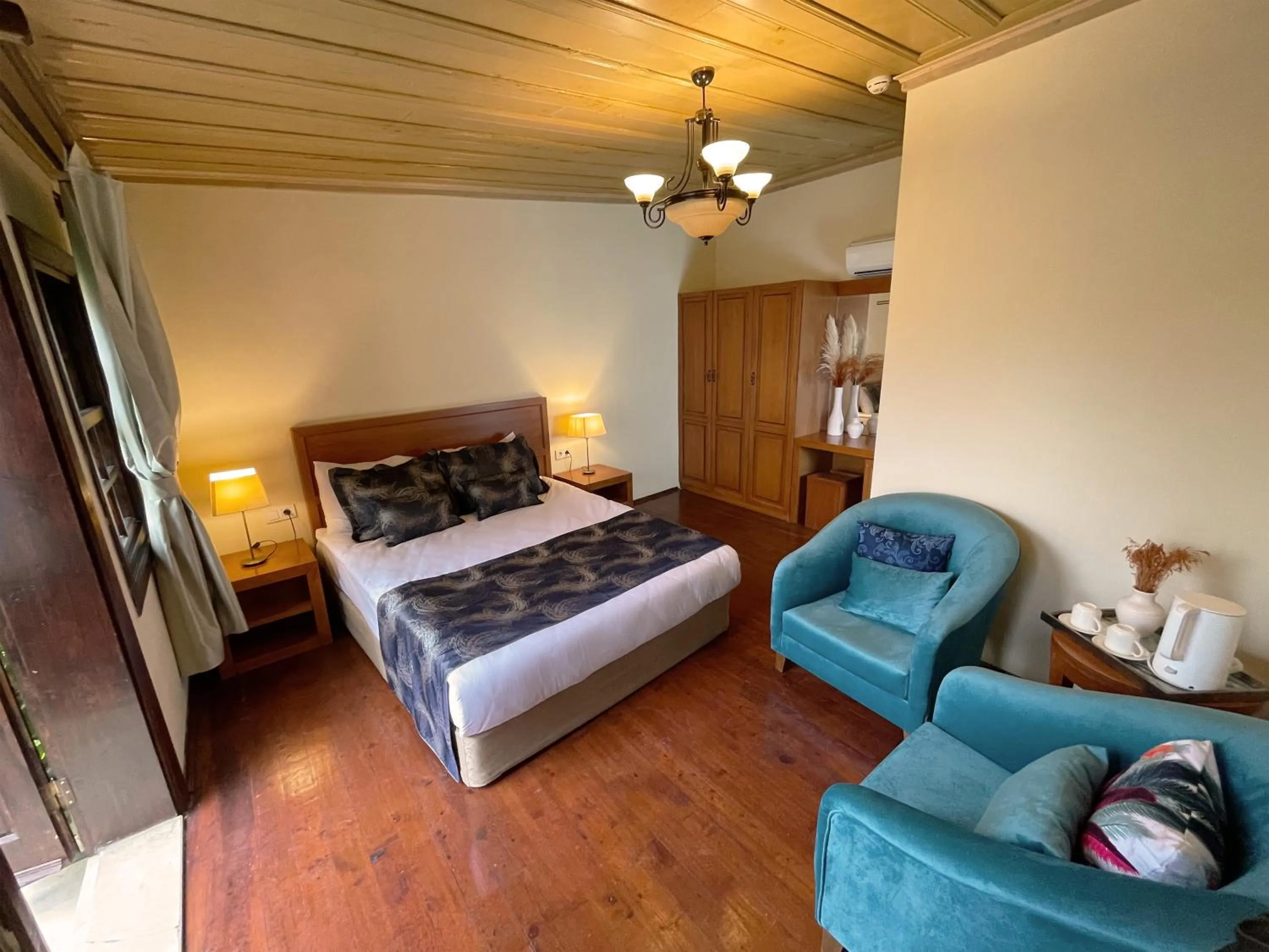 Bed in Hotel Mille Kaleiçi