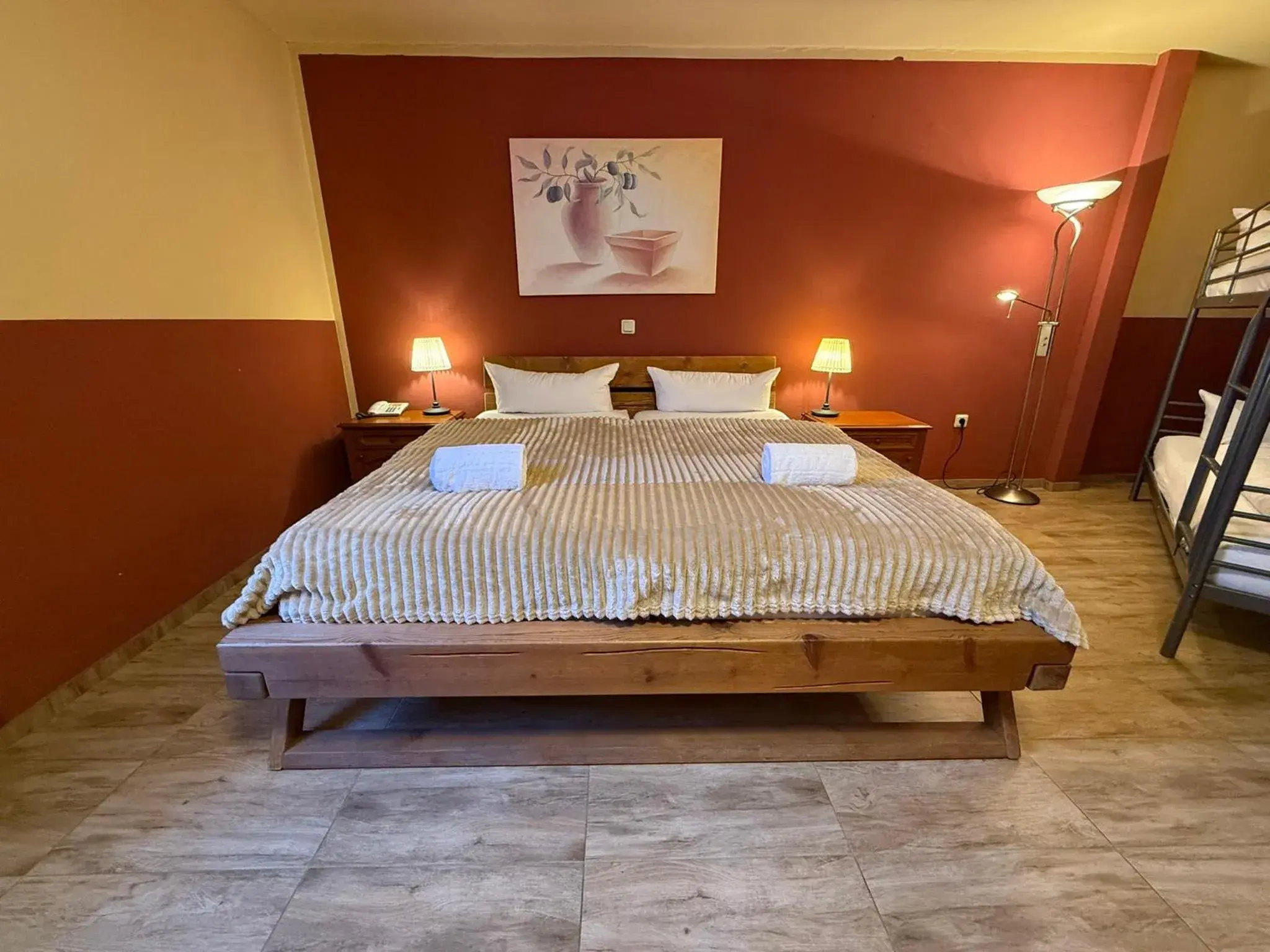 Bedroom, Bed in Altstadthotel Ilsenburg Bedroom, Bed in Altstadthotel Ilsenburg