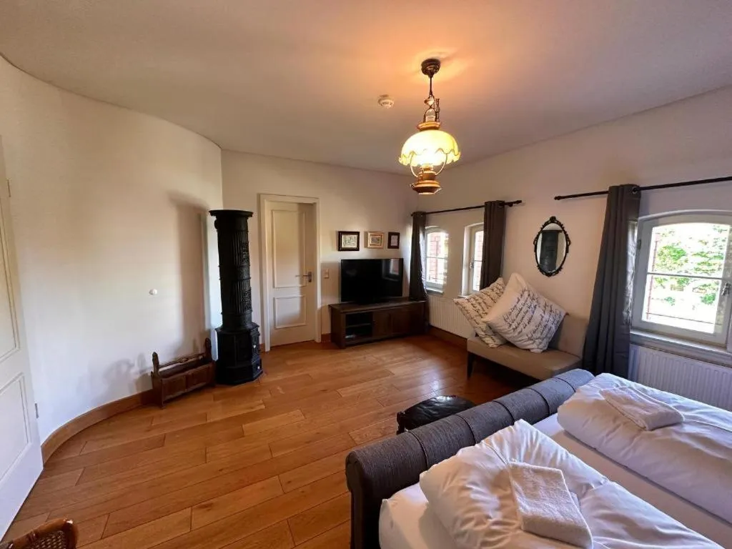 TV and multimedia, Bed in Altstadthotel Ilsenburg