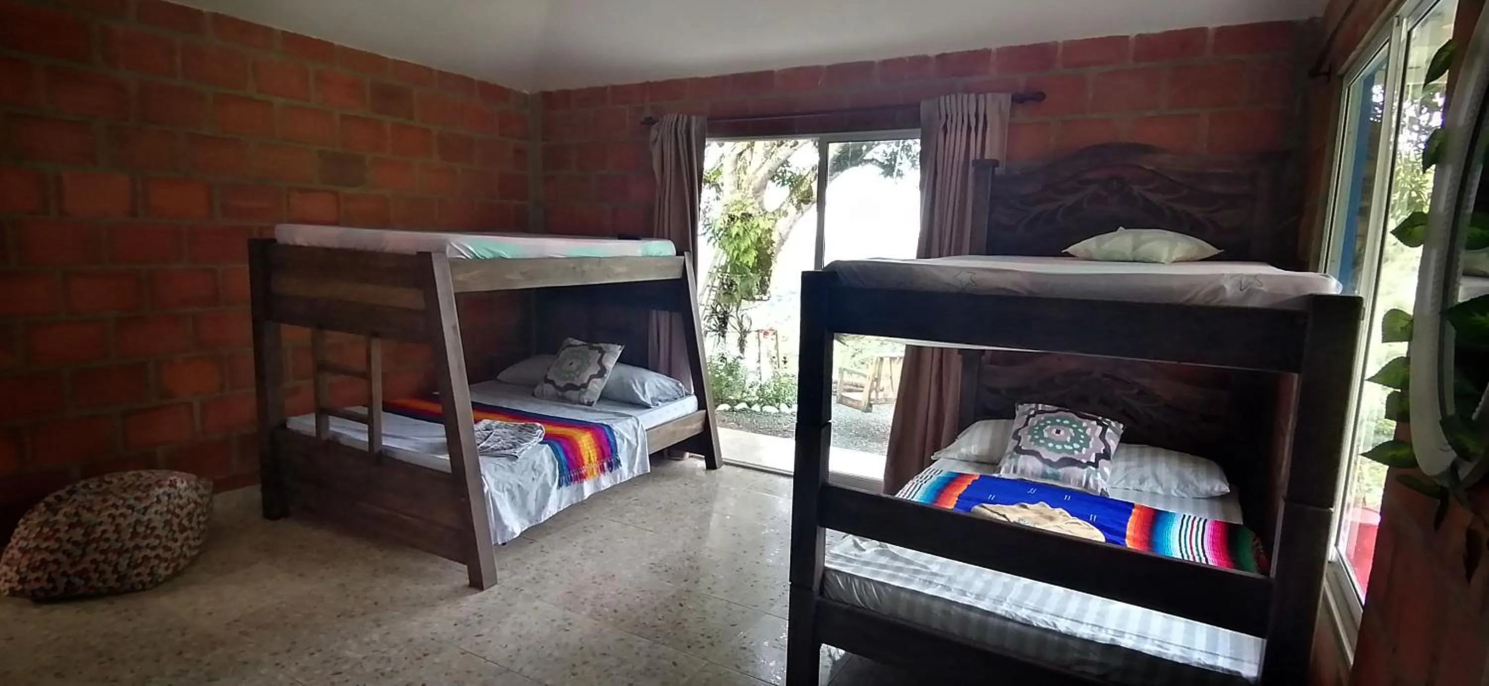 bunk bed, Bed in BOSQUE EL DESCANSO