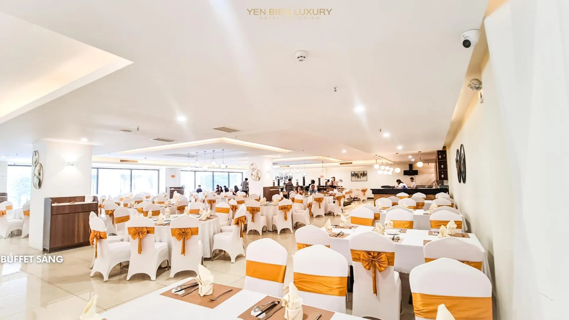 Dining area in YEN BIEN LUXURY HOTEL