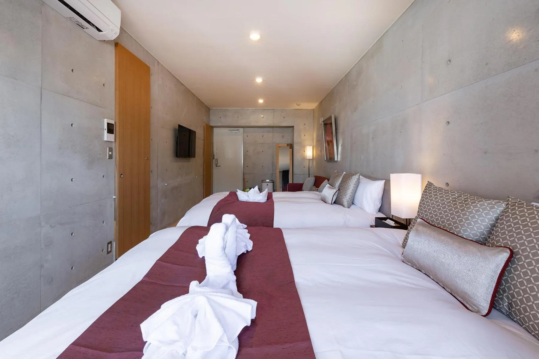 Bed in Tamatsukuri Daifuji Kan