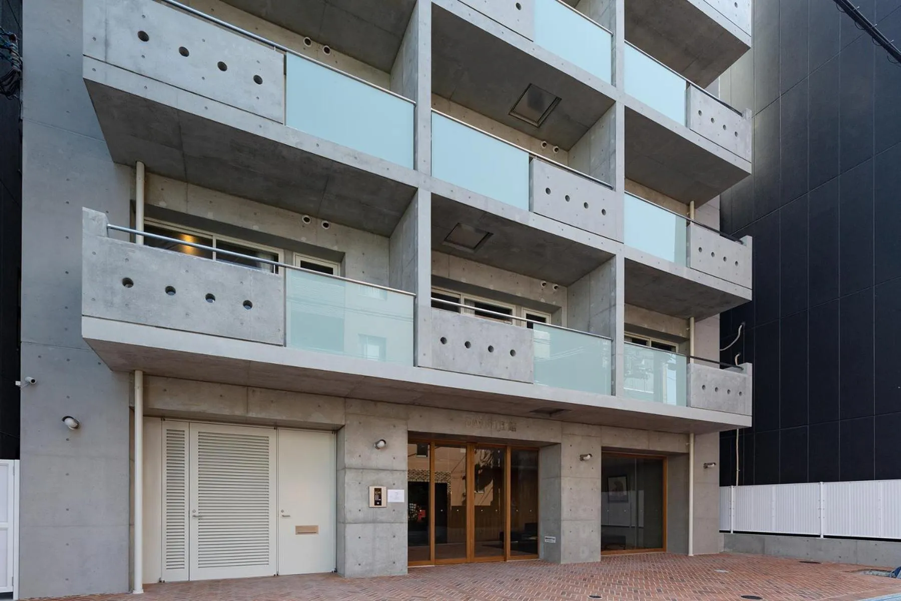 Property building in Tamatsukuri Daifuji Kan