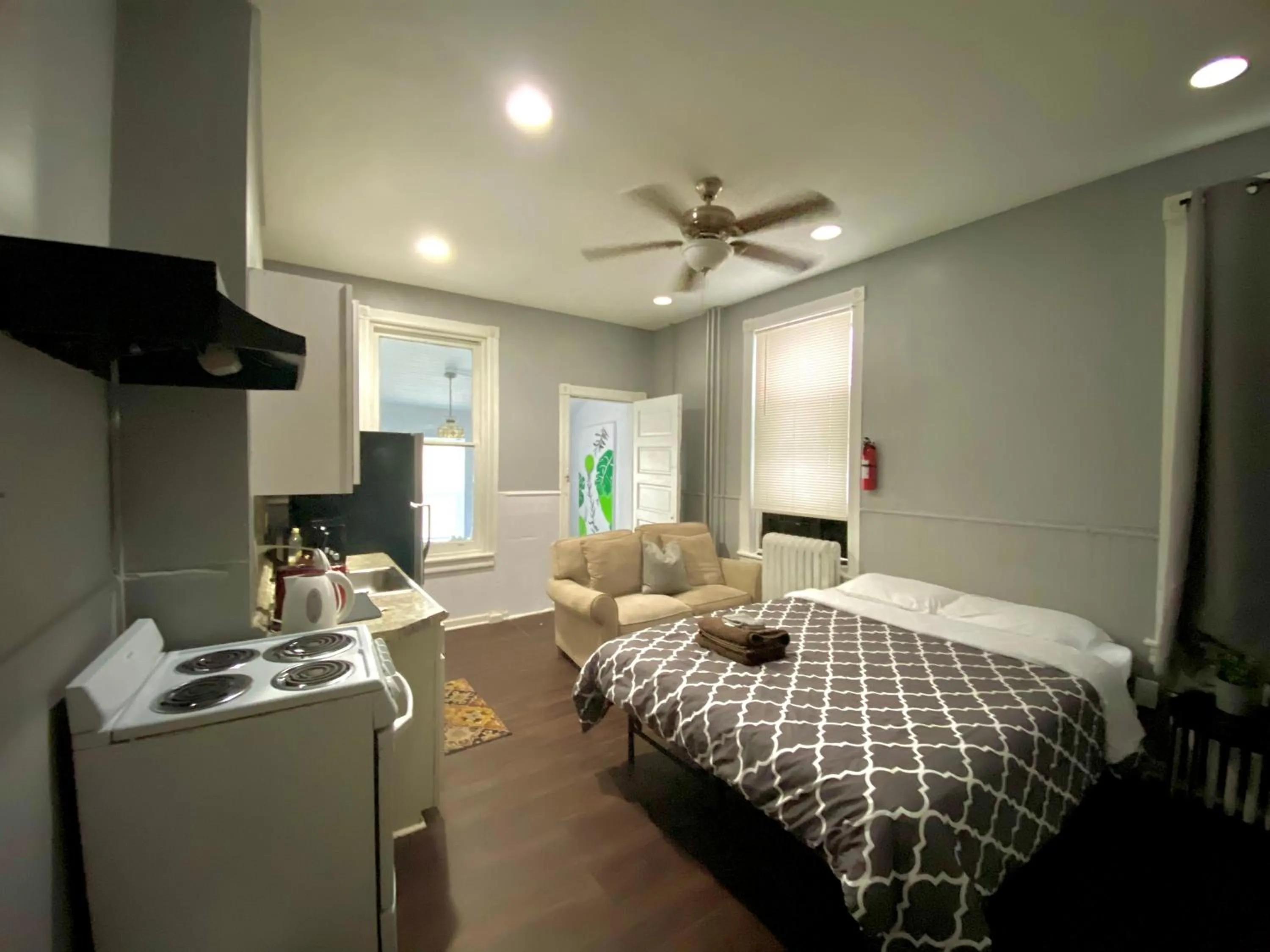 Bed in Legacy - Spring Garden University City