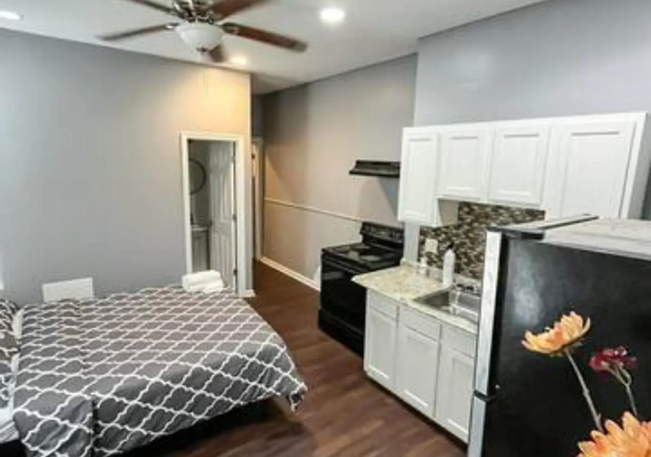 Bed in Legacy - Spring Garden University City