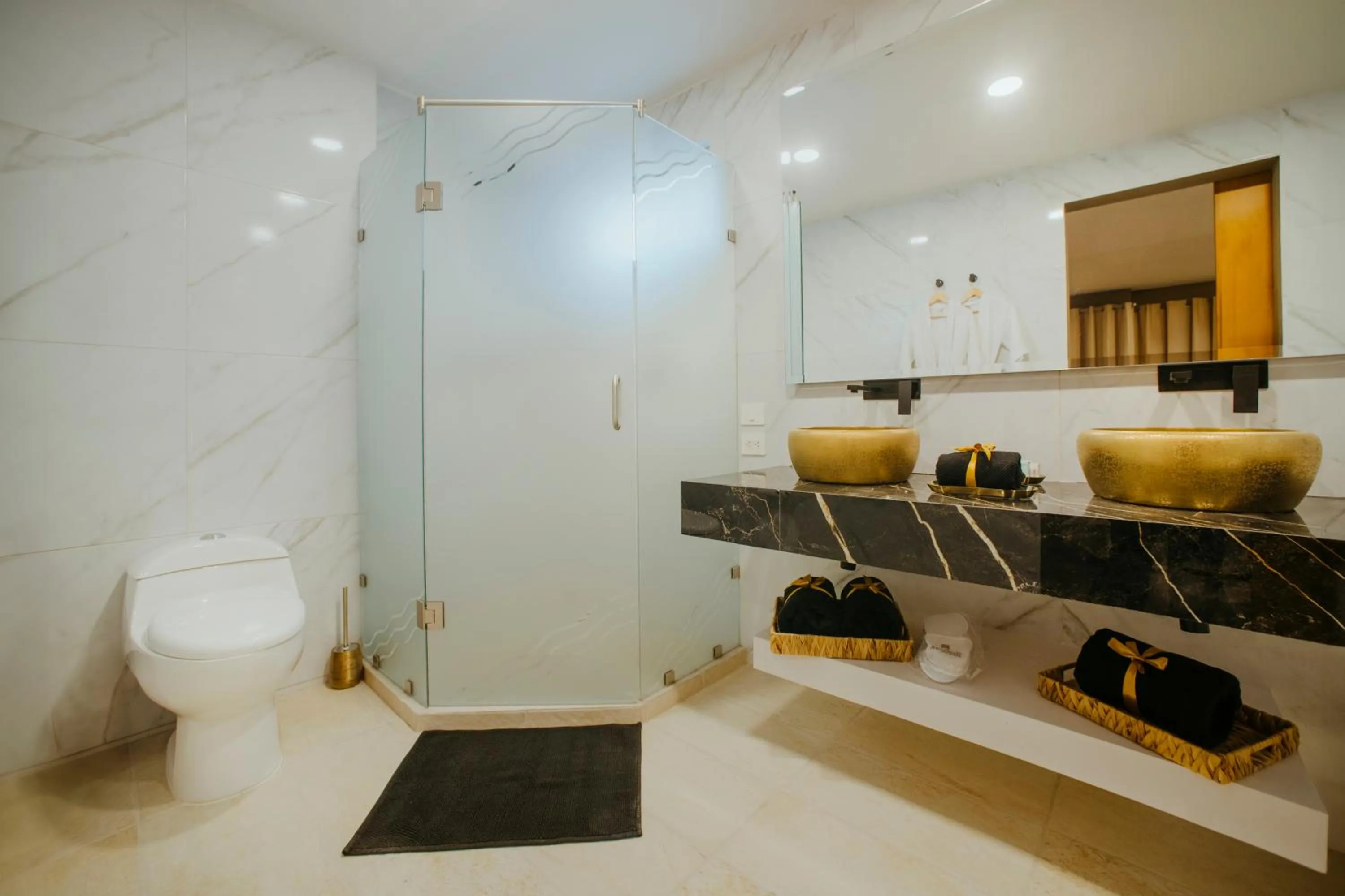 Shower in ArcoSodi Hotel Boutique