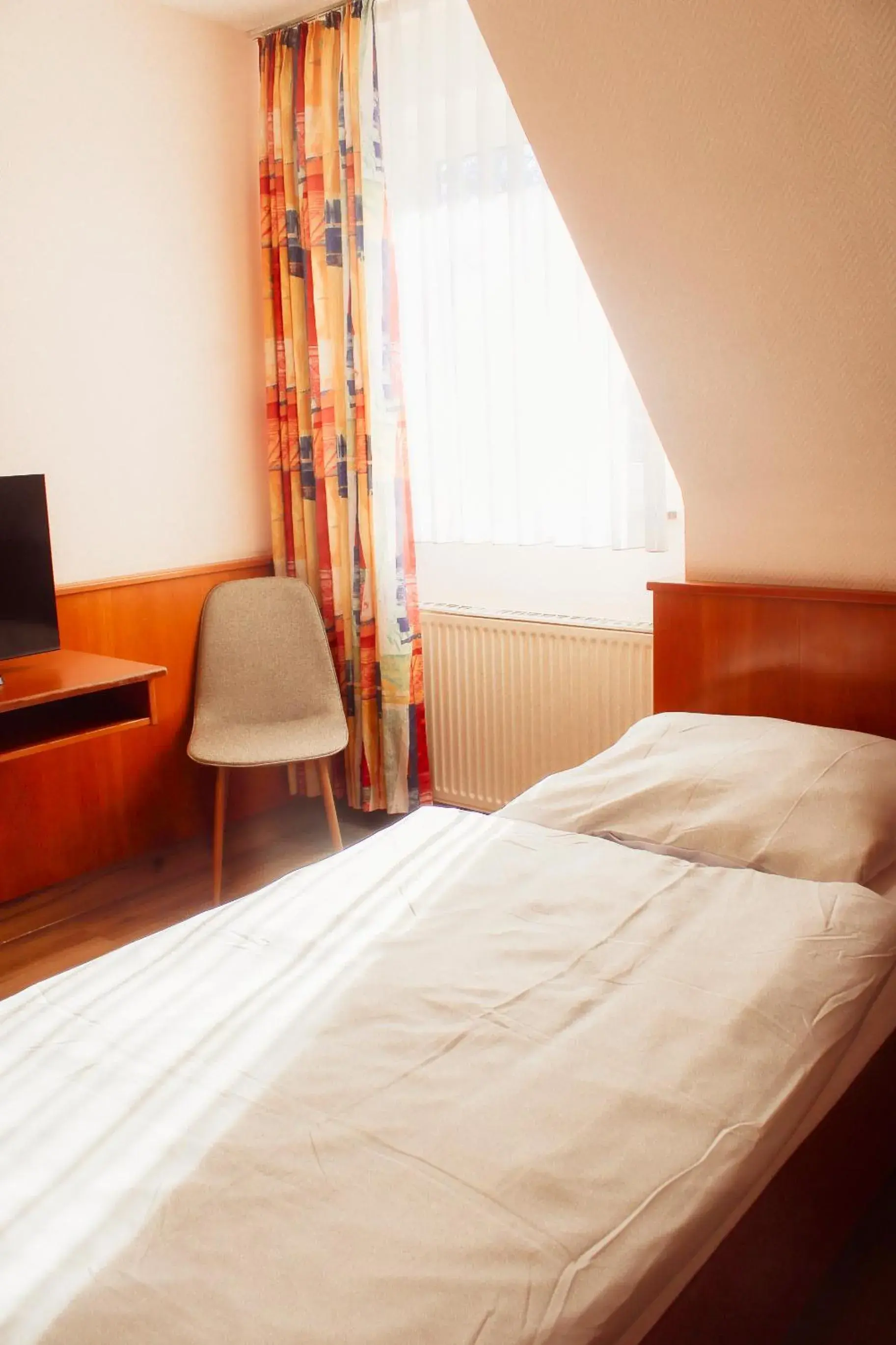 Single Room - single occupancy in Hotel Restaurant Blumenhof Single Room - single occupancy in Hotel Restaurant Blumenhof