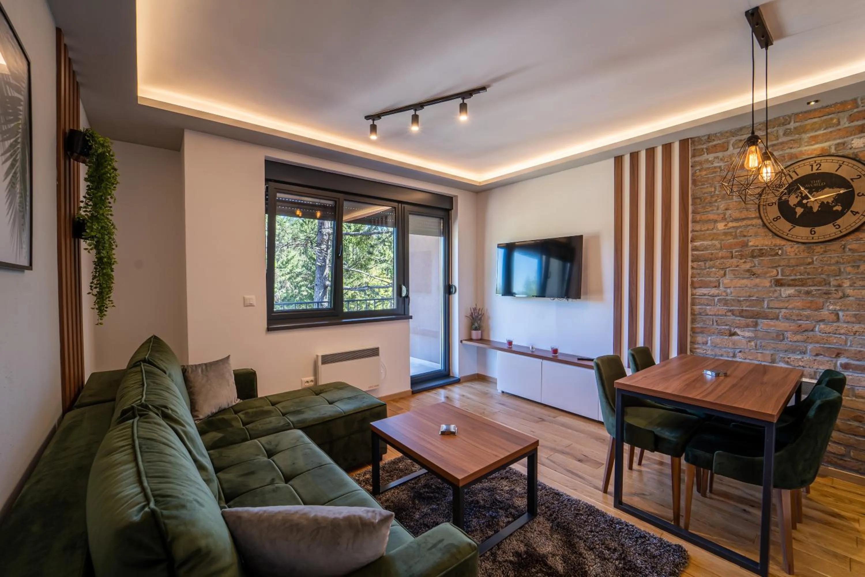 TV and multimedia in Titova Vila Zlatibor