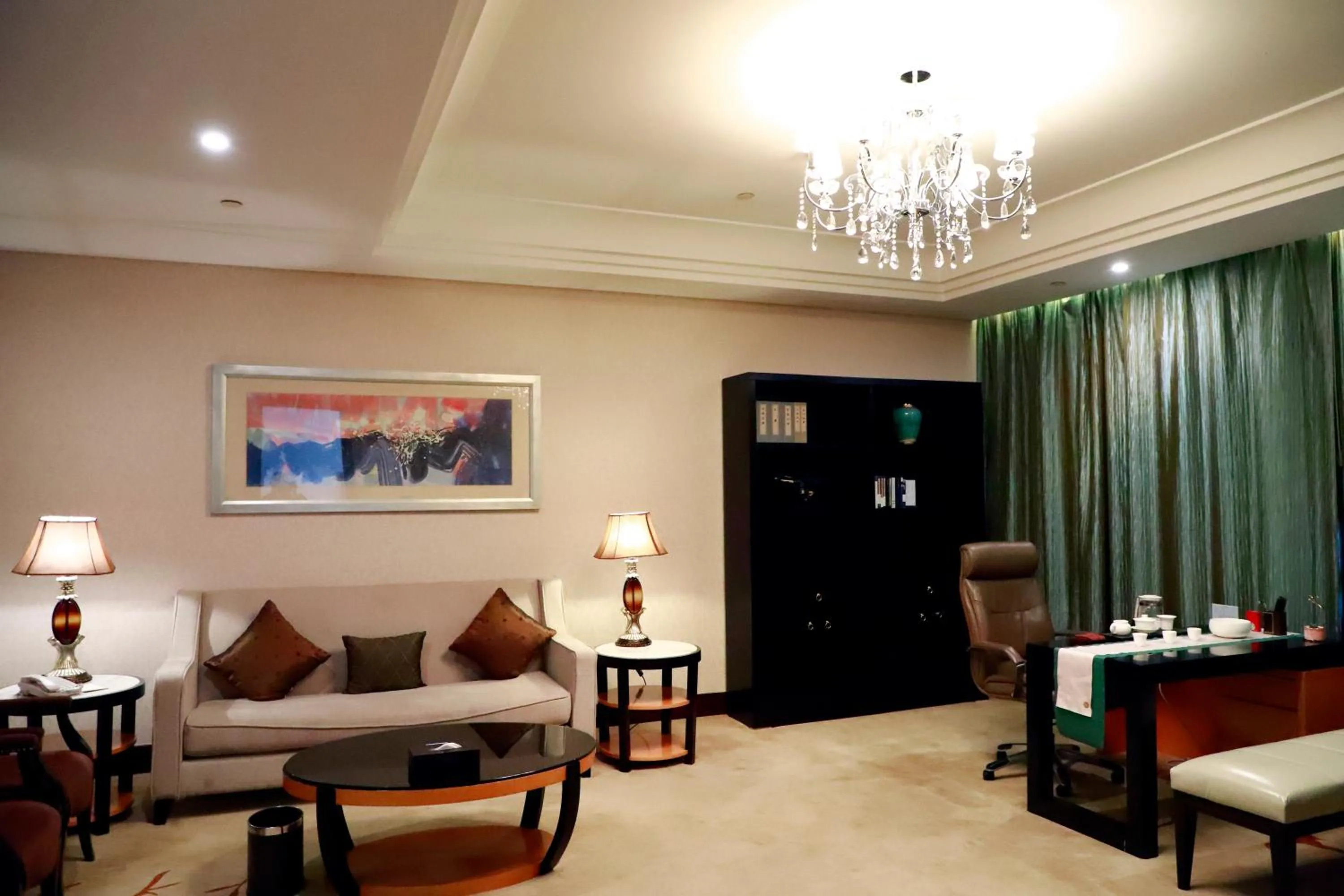 Wyndham Xinyang Downtown