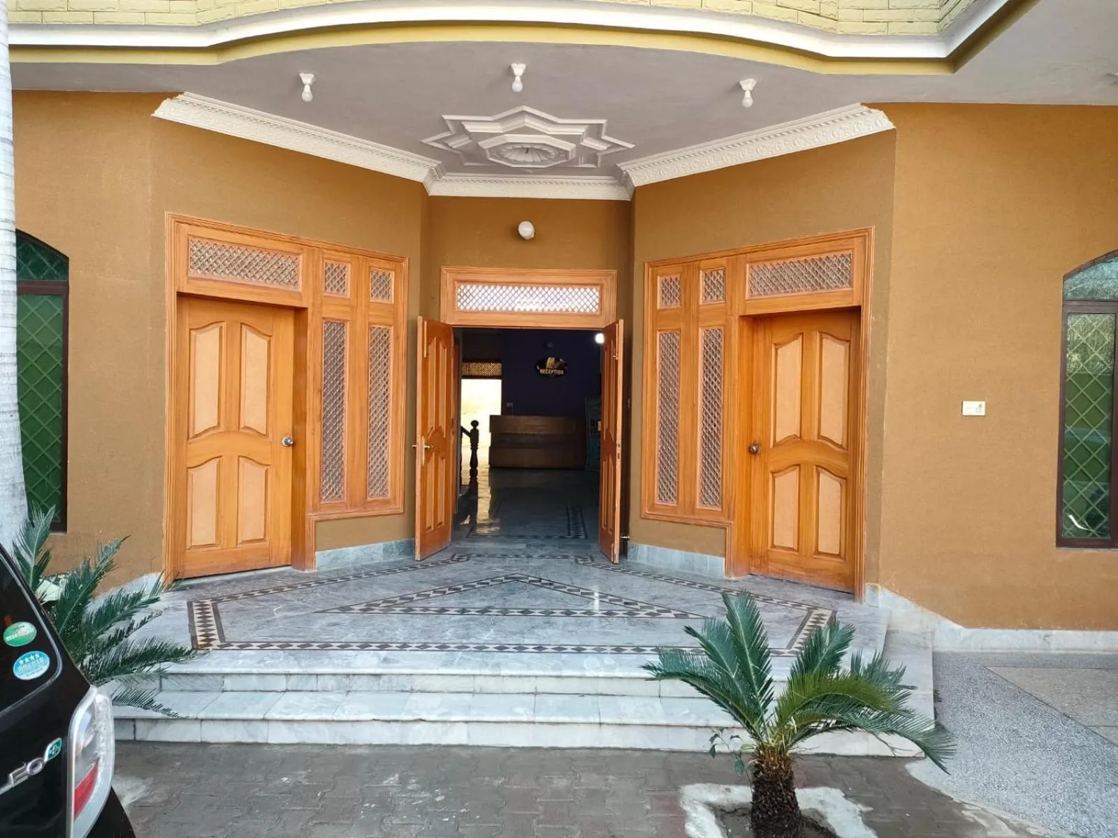 Hotel Royal Luxury Multan