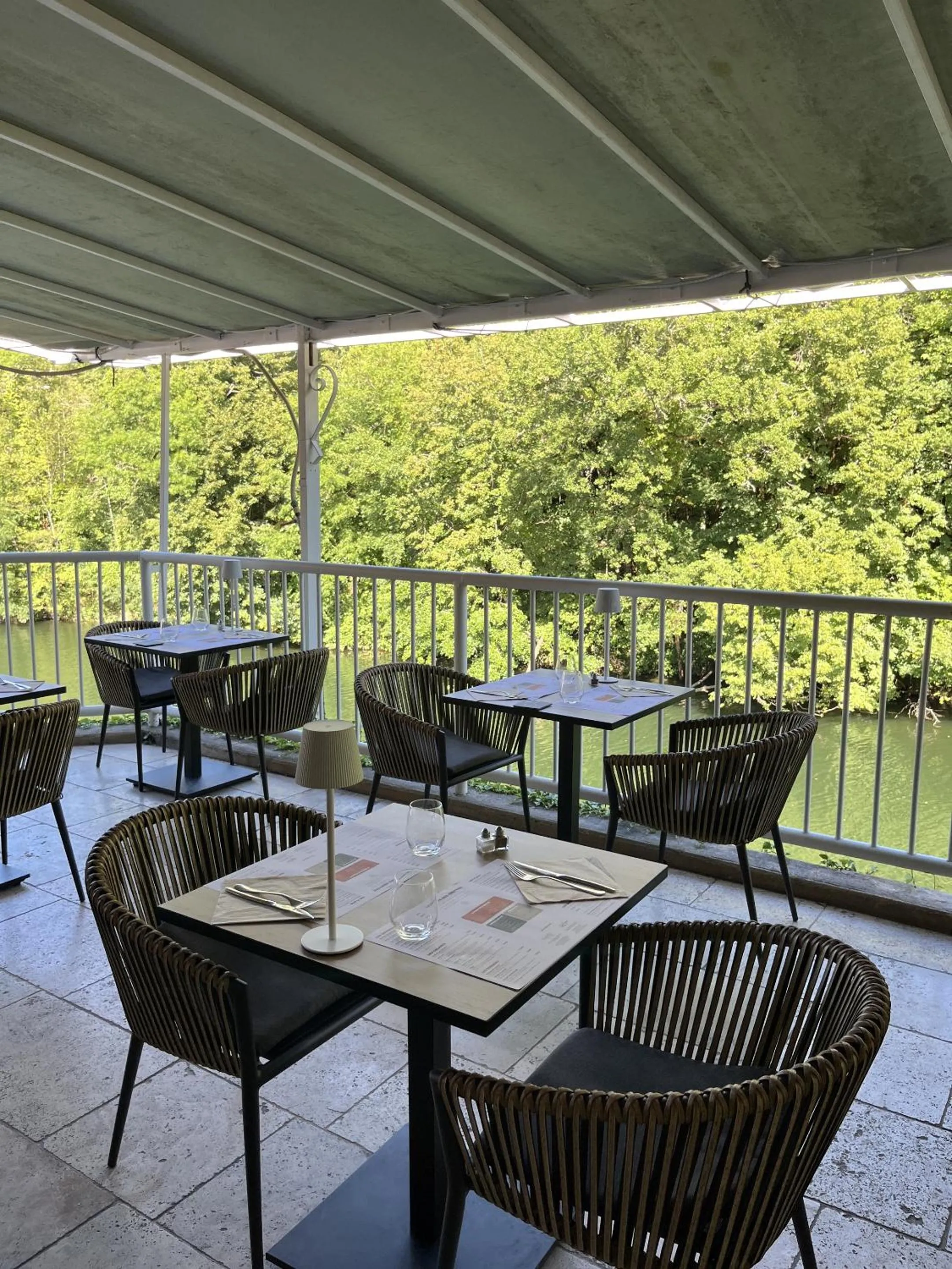 Dining area in Le Refuge du Cele
